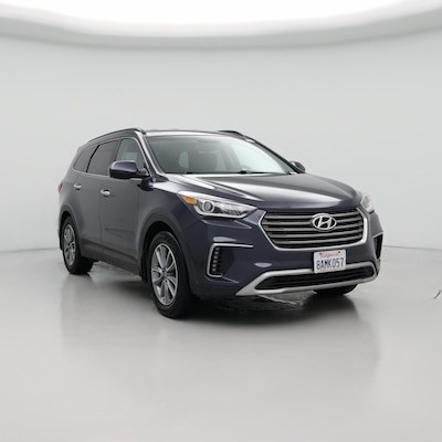 Gray 2017 Hyundai Santa Fe SE