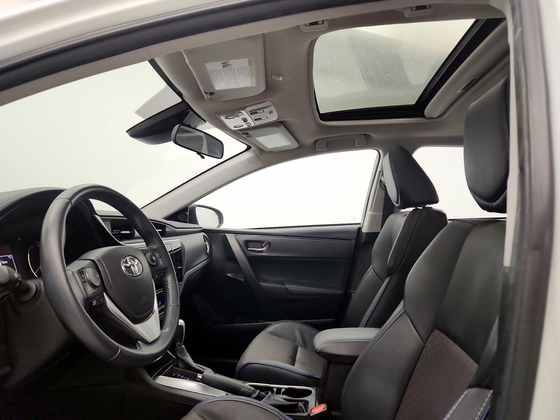 Thumbnail: 2019 Toyota Corolla - 19