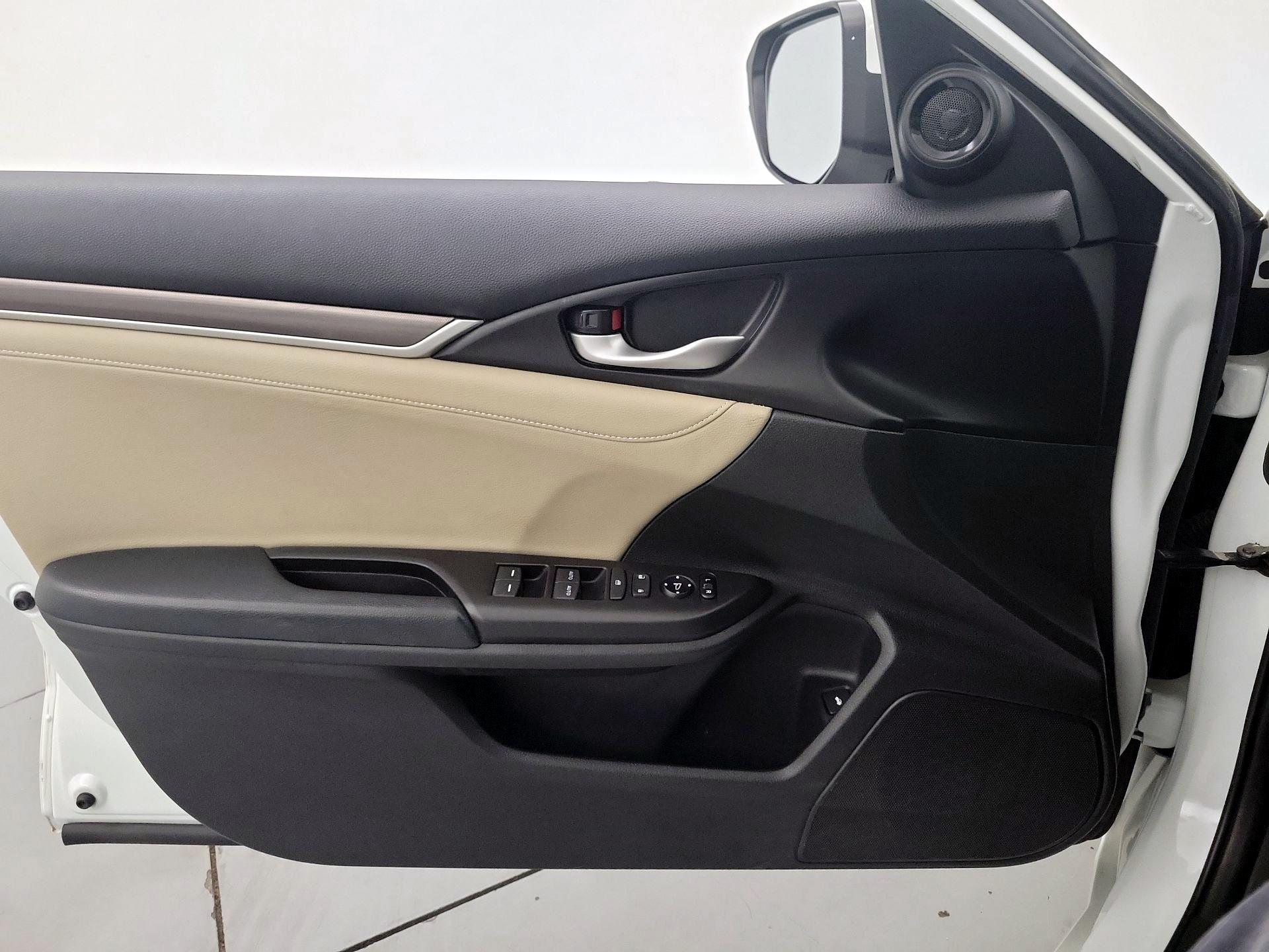 Thumbnail: 2019 Honda Civic - 12
