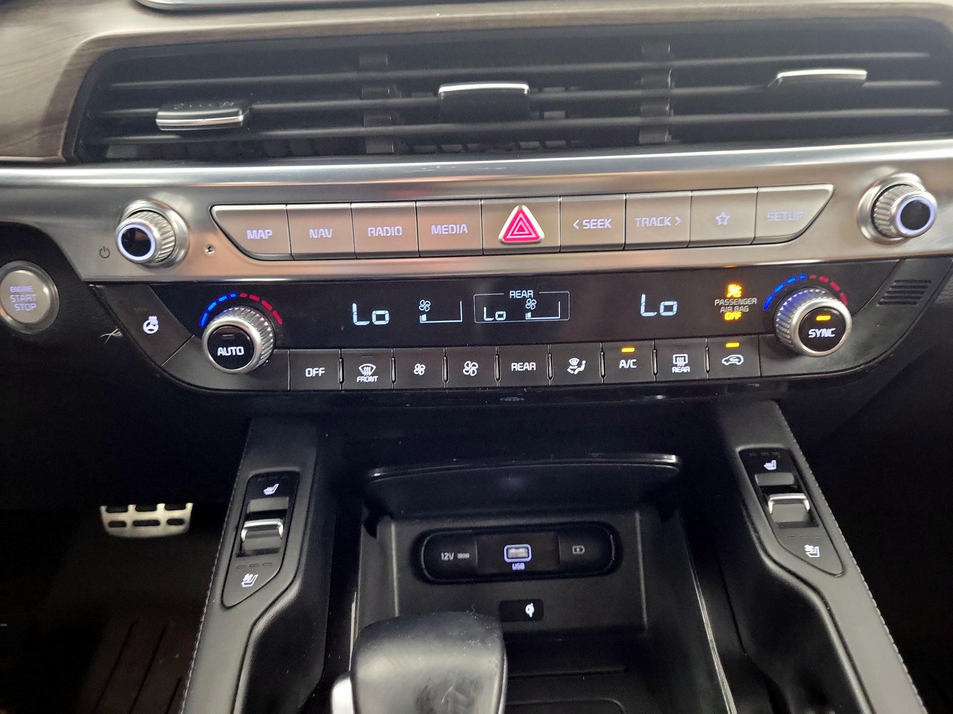 Thumbnail: 2021 Kia Telluride - 16