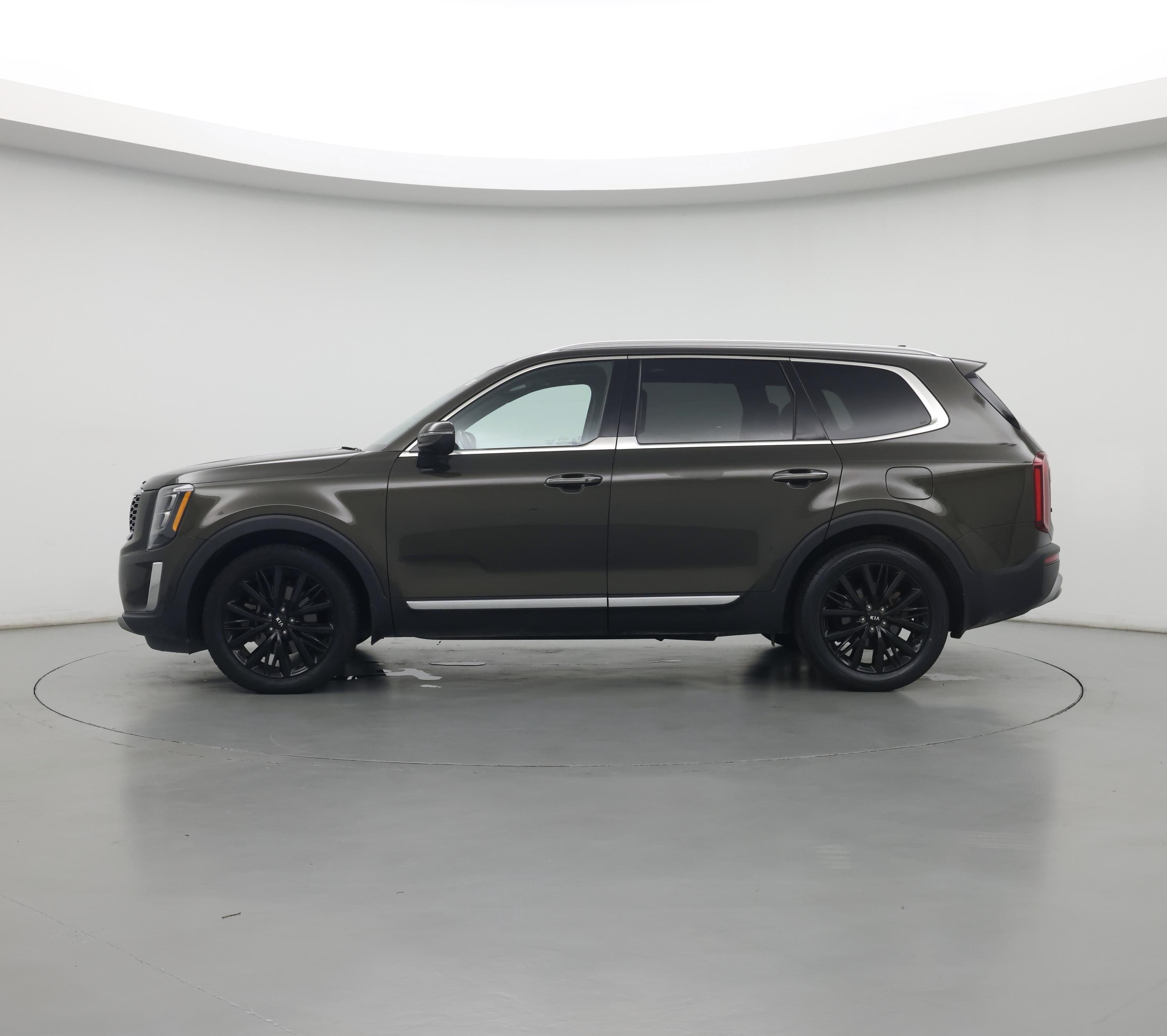 Thumbnail: 2021 Kia Telluride - 3
