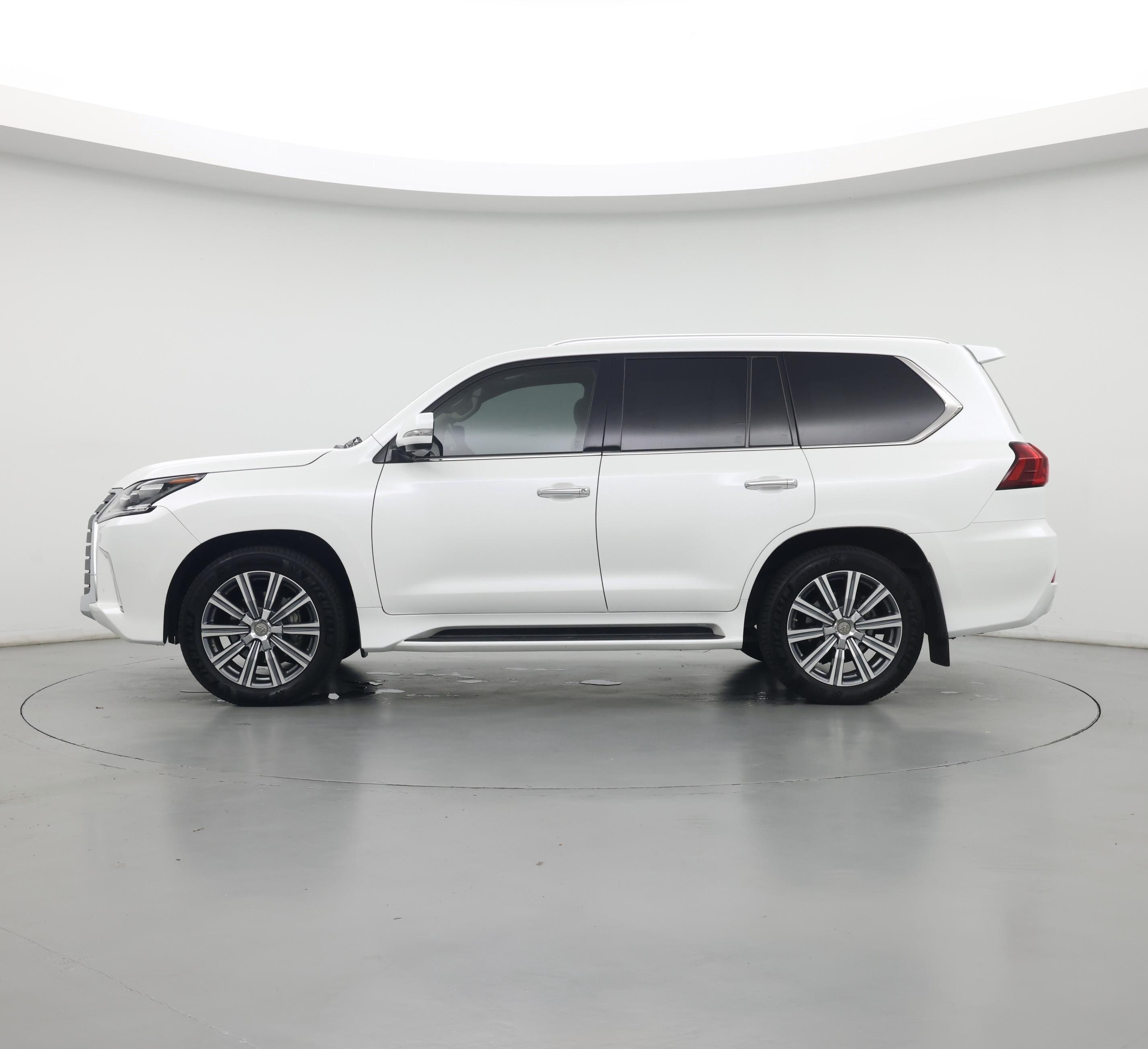Thumbnail: 2017 Lexus LX - 3
