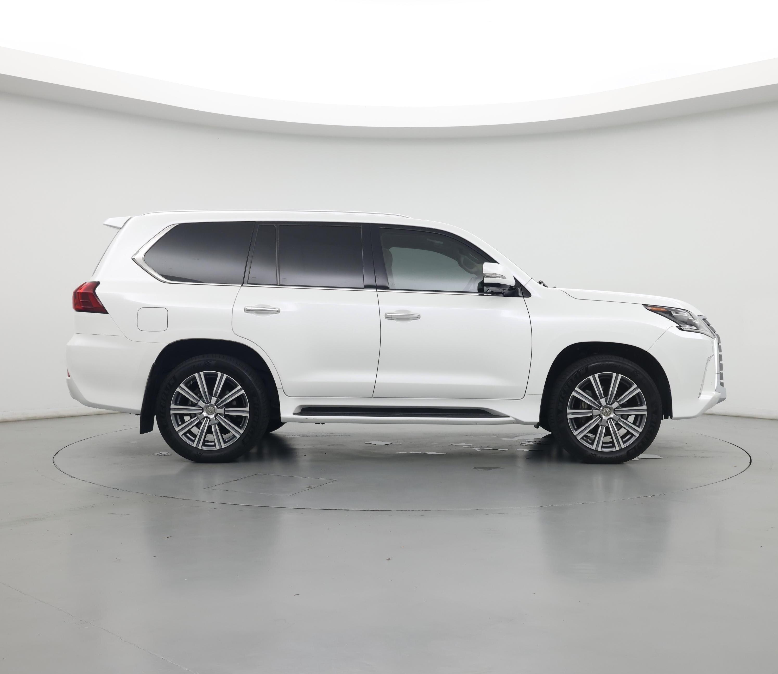 Thumbnail: 2017 Lexus LX - 7