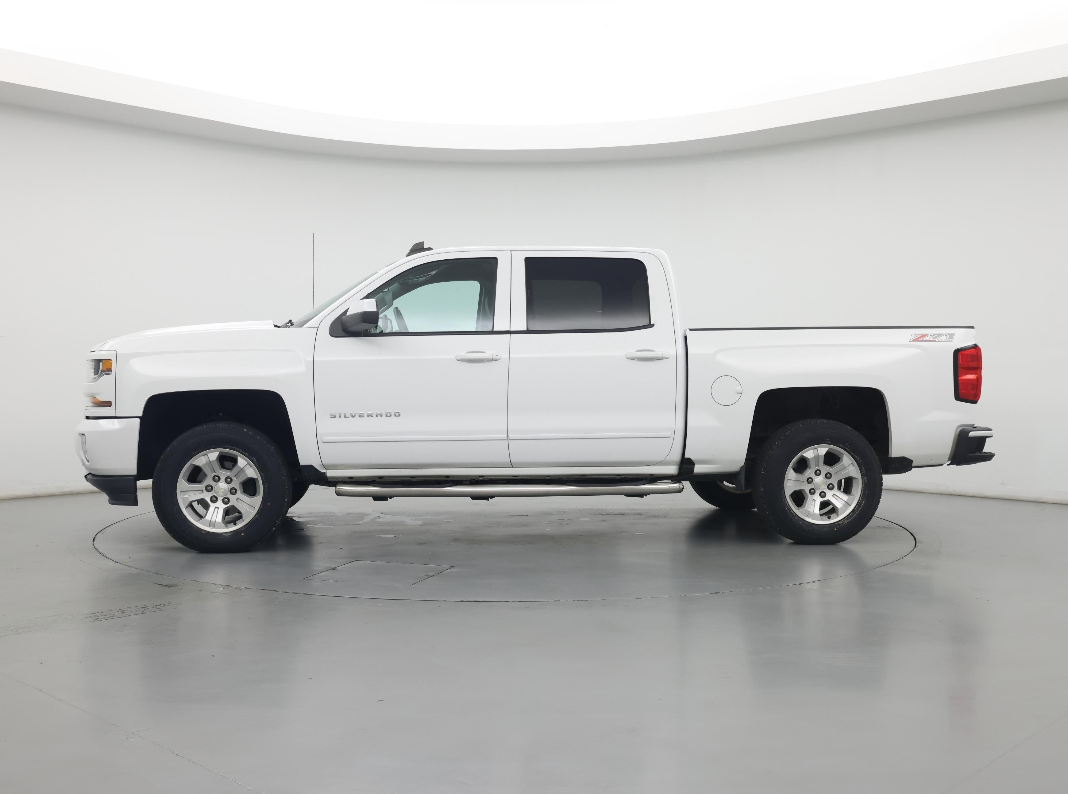 Thumbnail: 2016 Chevrolet Silverado 1500 - 3