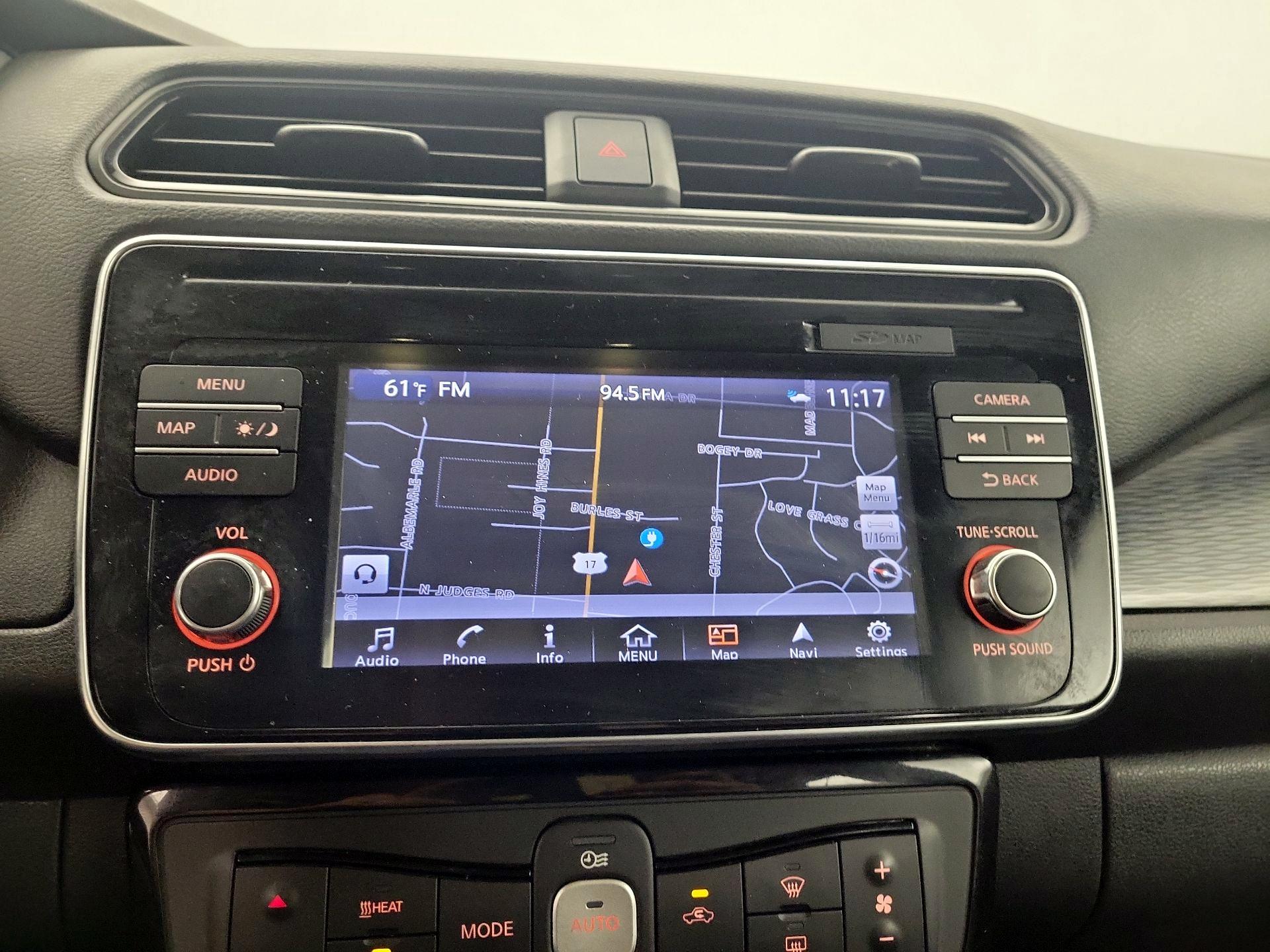 Thumbnail: 2019 Nissan Leaf - 14