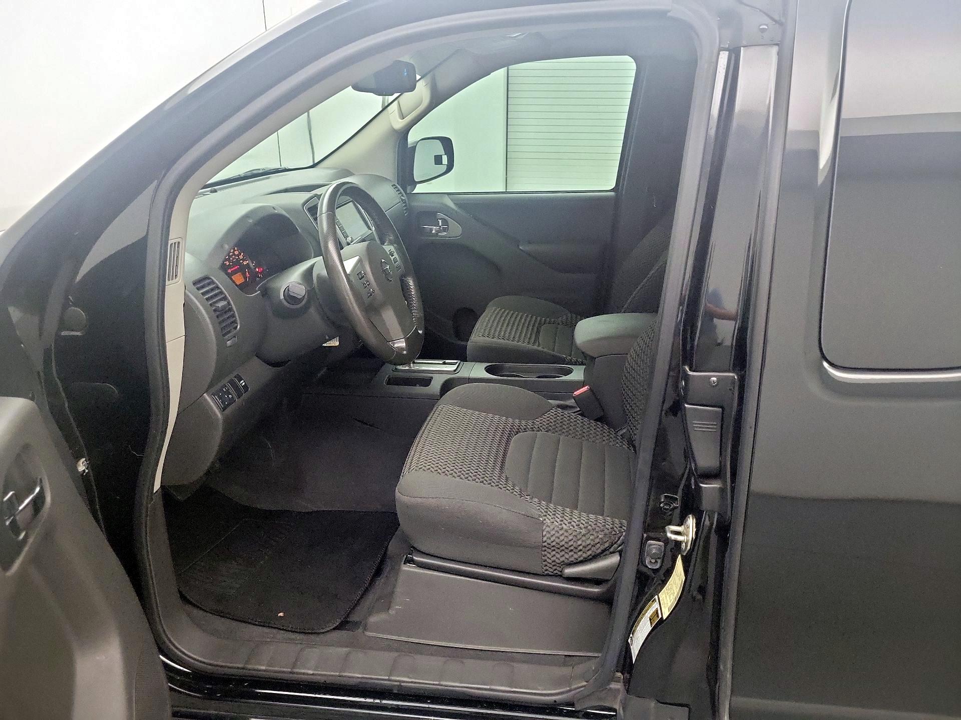 Thumbnail: 2019 Nissan Frontier - 11