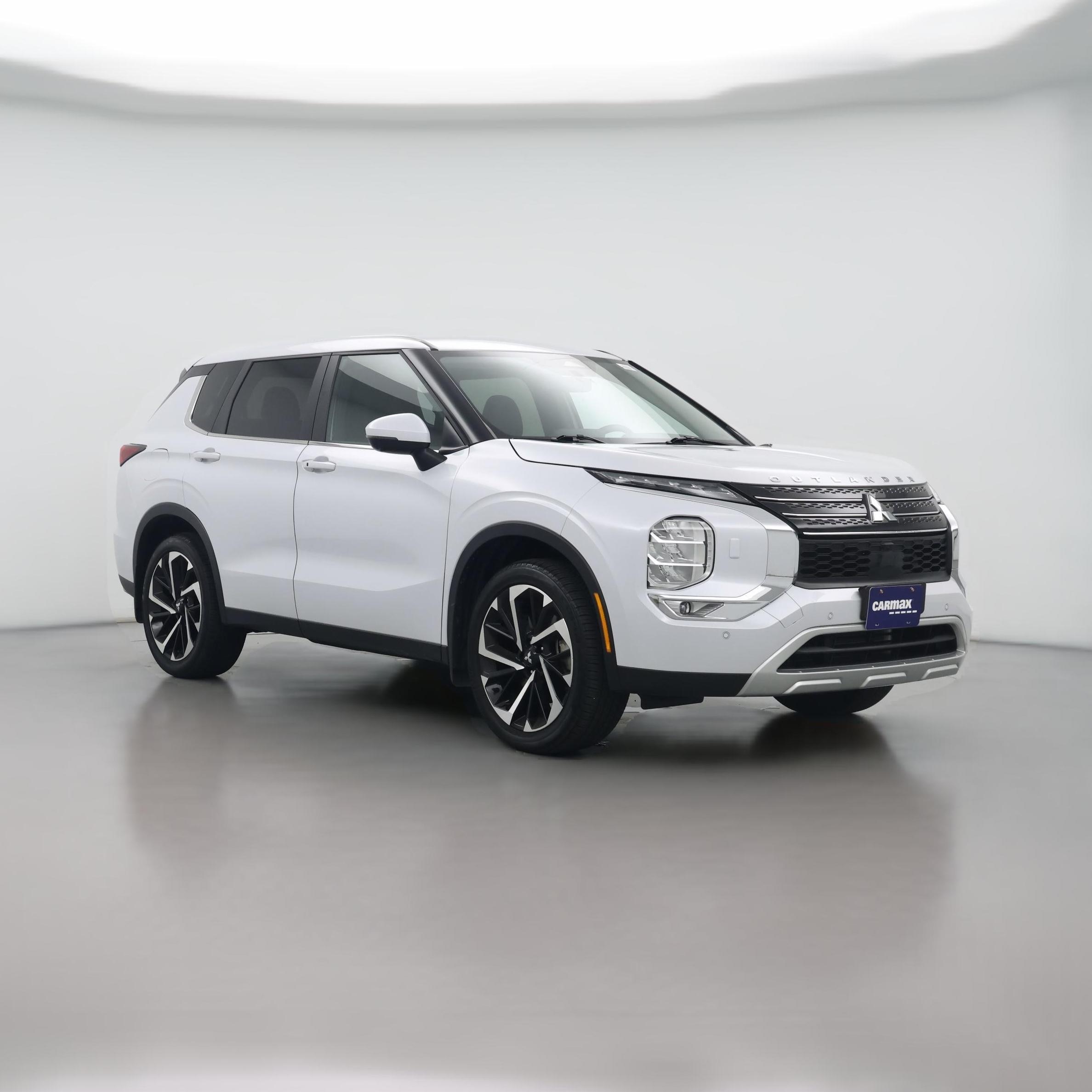 Thumbnail: 2024 Mitsubishi Outlander - 1