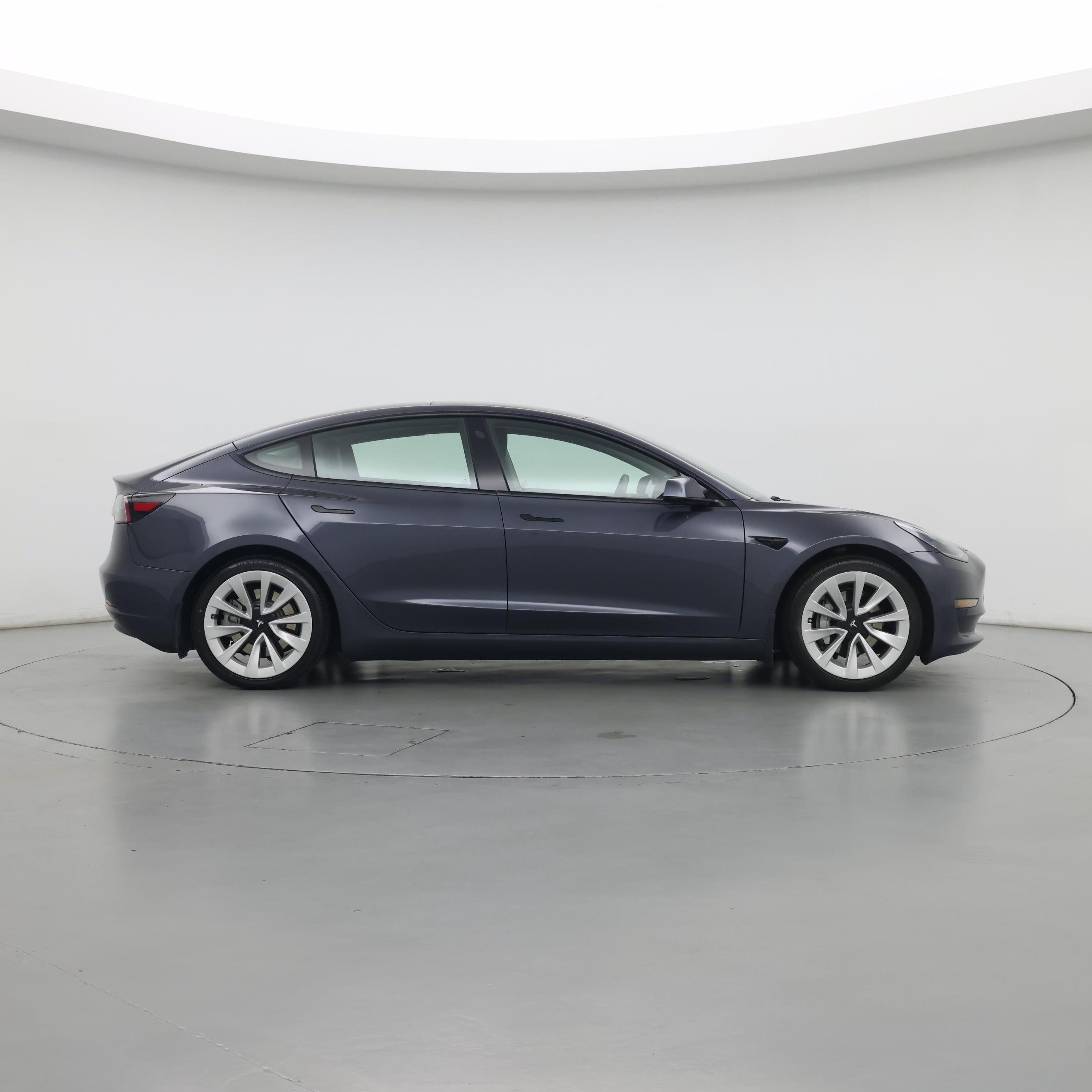 Thumbnail: 2021 Tesla Model 3 - 7