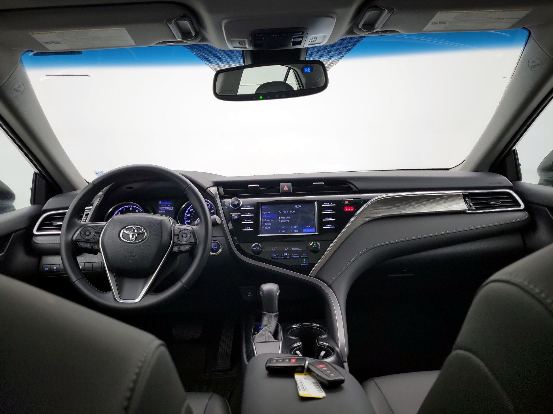 Thumbnail: 2018 Toyota Camry - 9