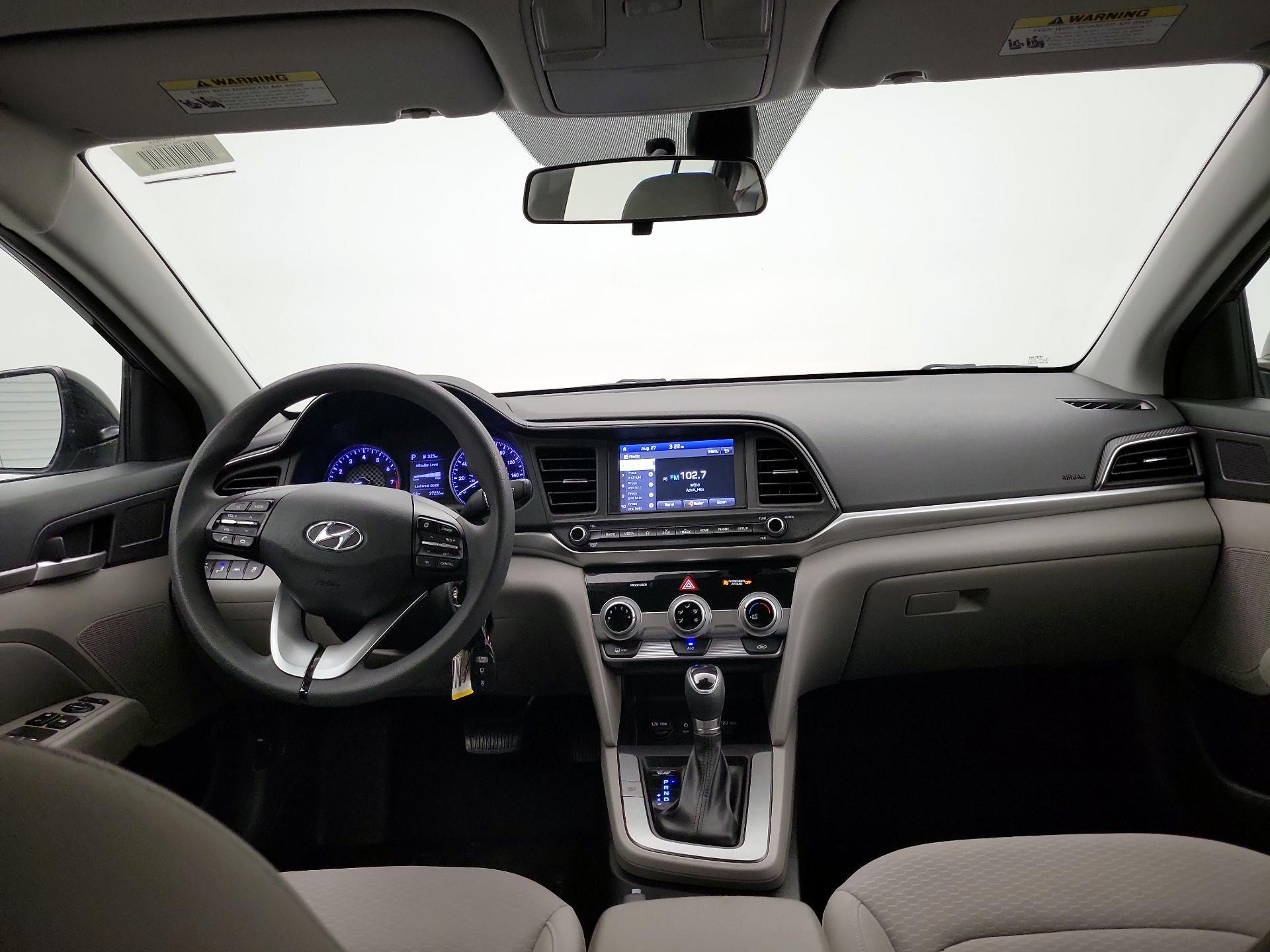 Thumbnail: 2019 Hyundai Elantra - 9
