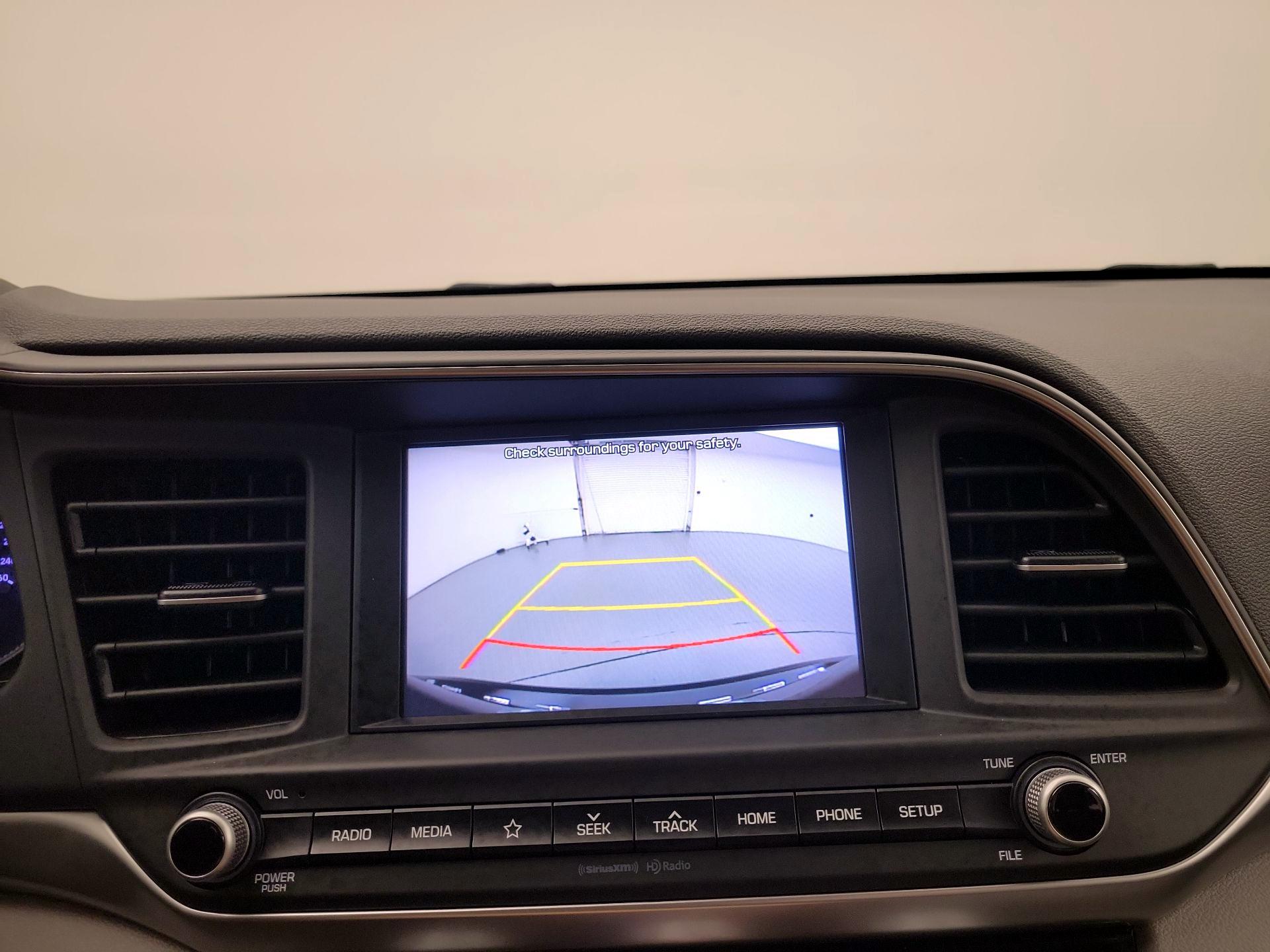 Thumbnail: 2019 Hyundai Elantra - 14