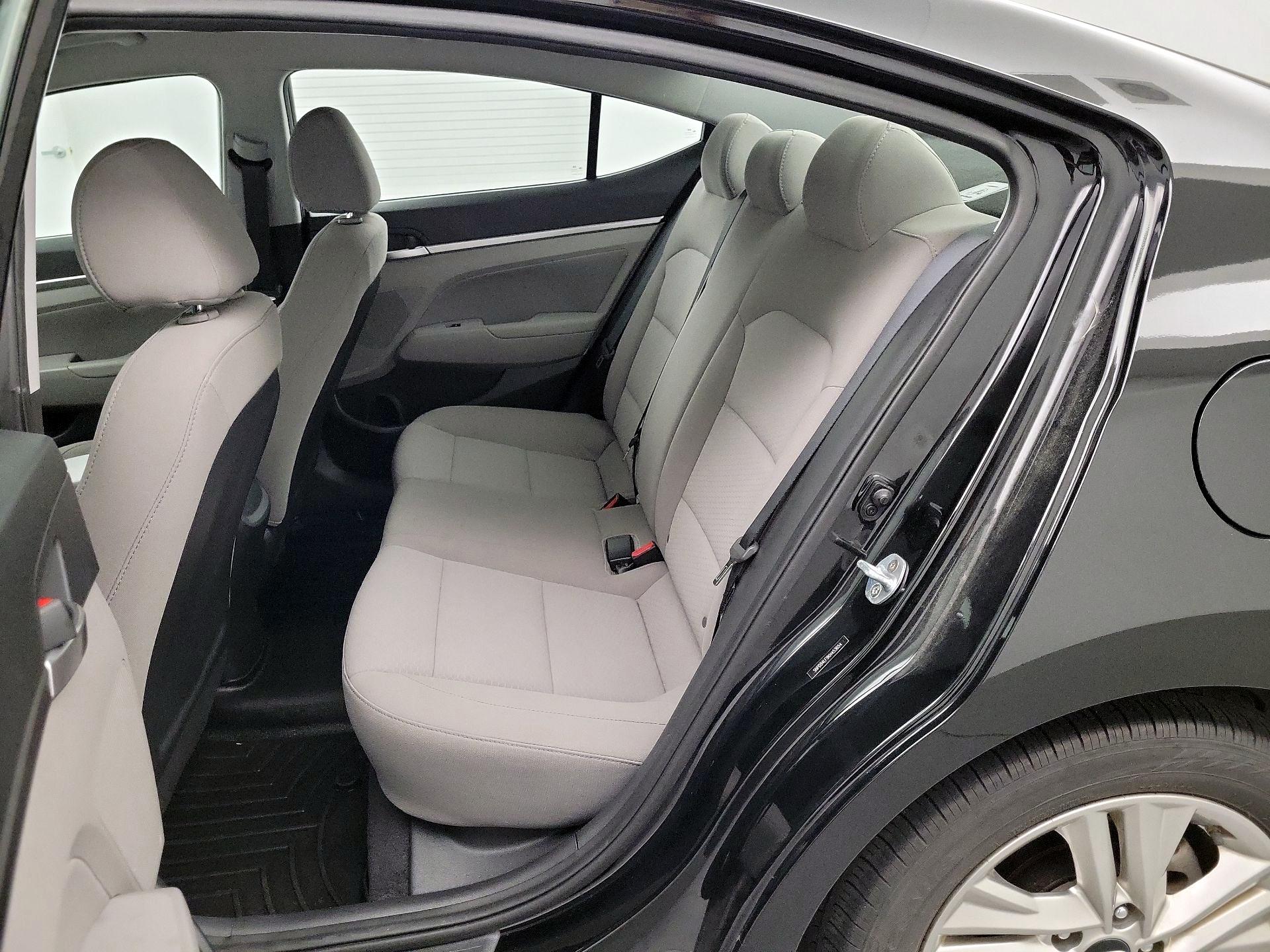 Thumbnail: 2019 Hyundai Elantra - 19