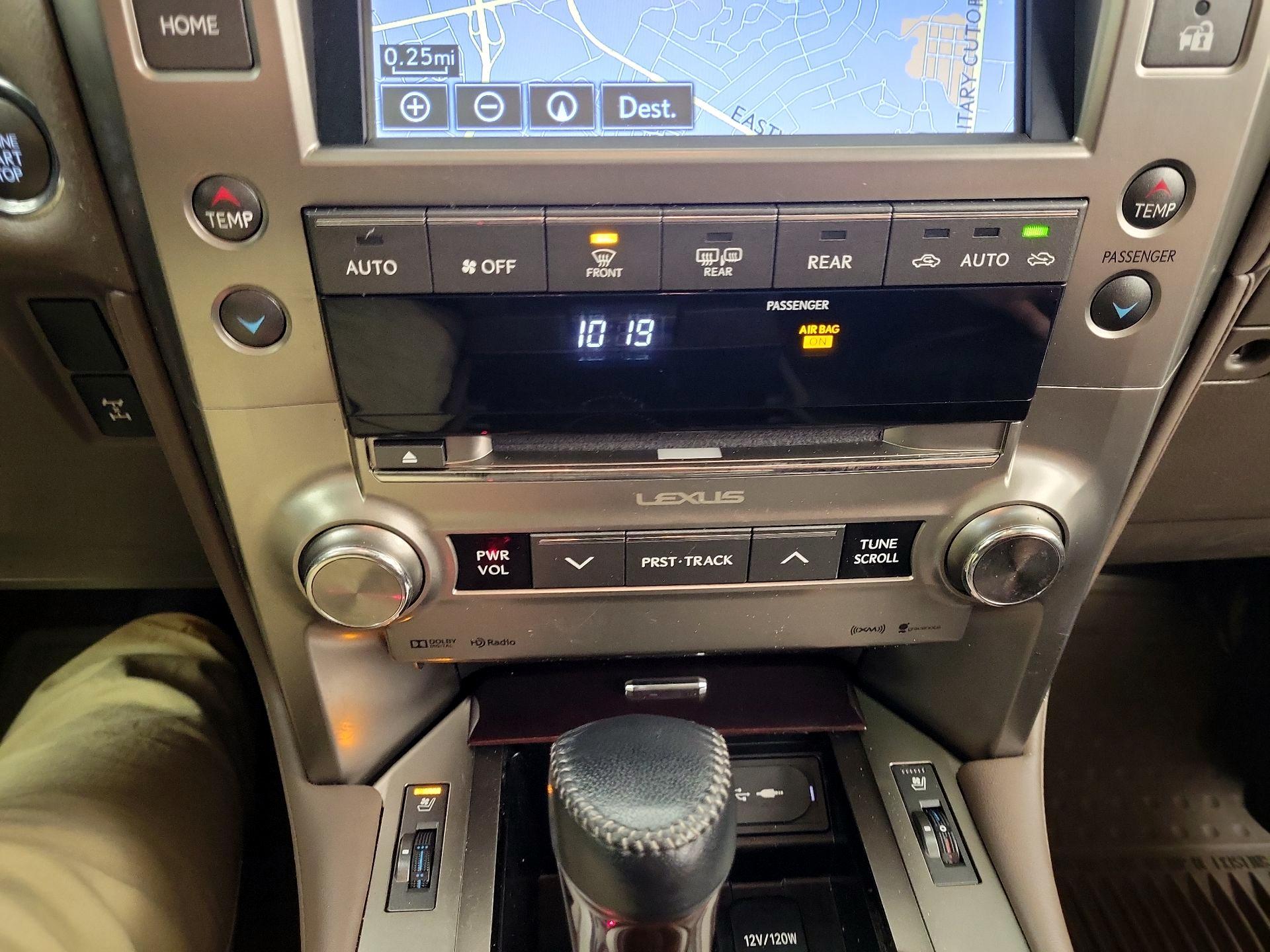 Thumbnail: 2017 Lexus GX - 17