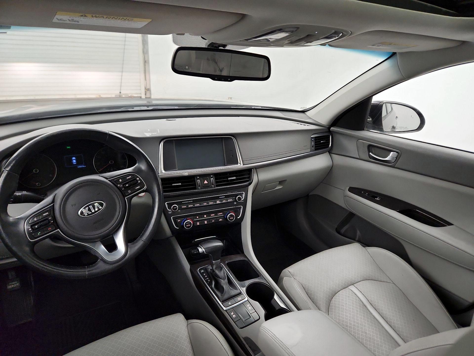 Thumbnail: 2016 Kia Optima - 9