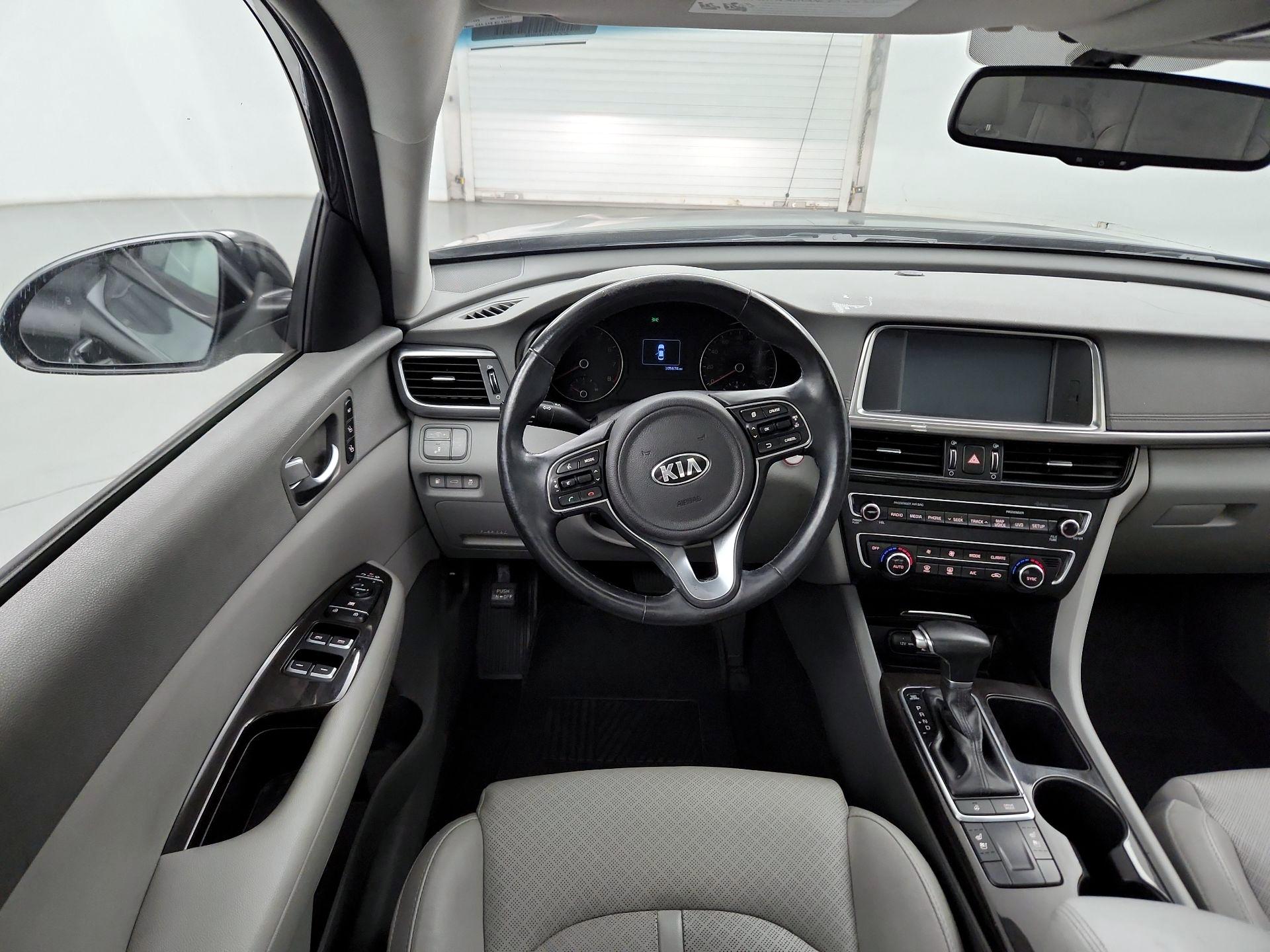 Thumbnail: 2016 Kia Optima - 10