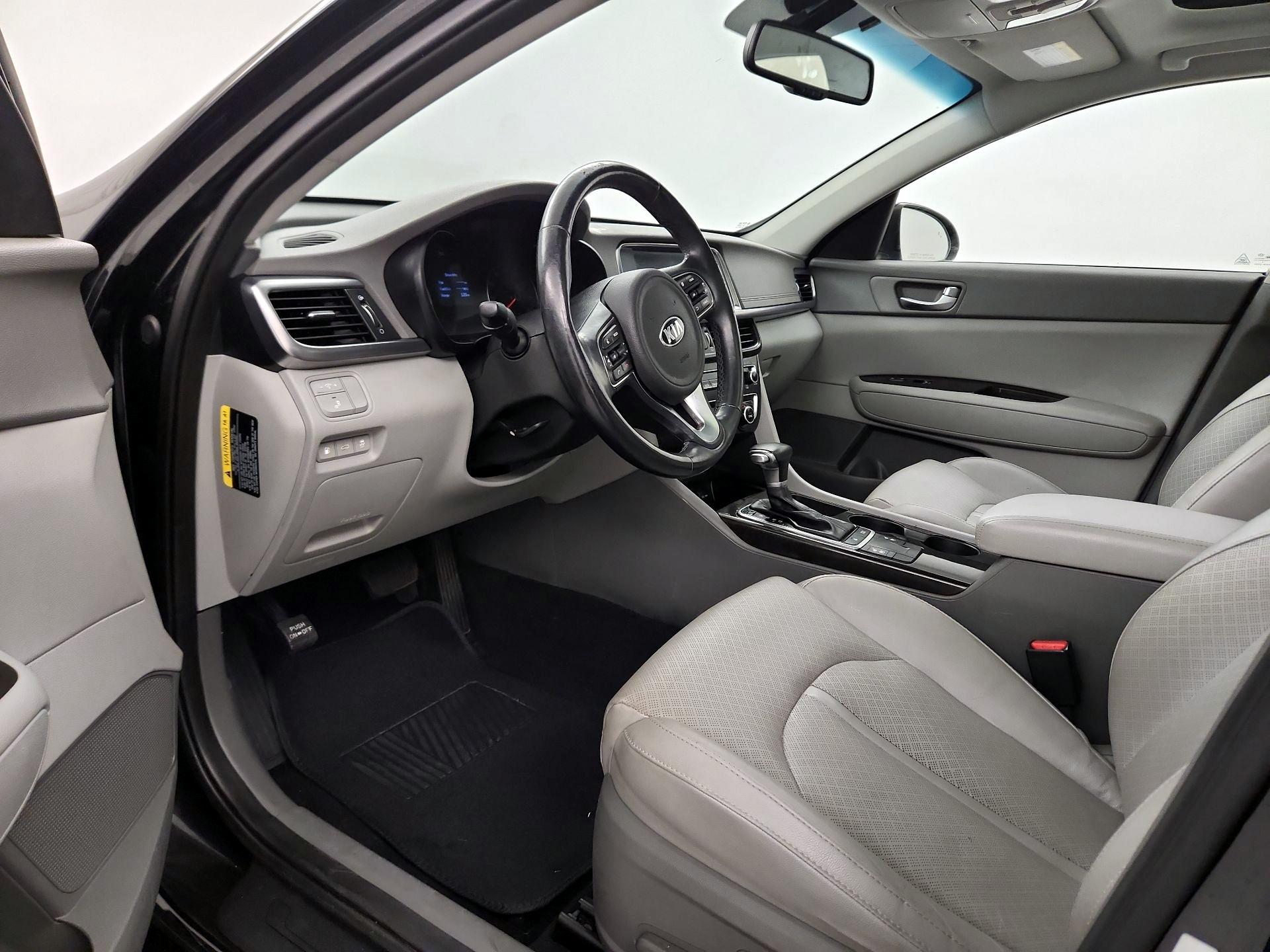 Thumbnail: 2016 Kia Optima - 11