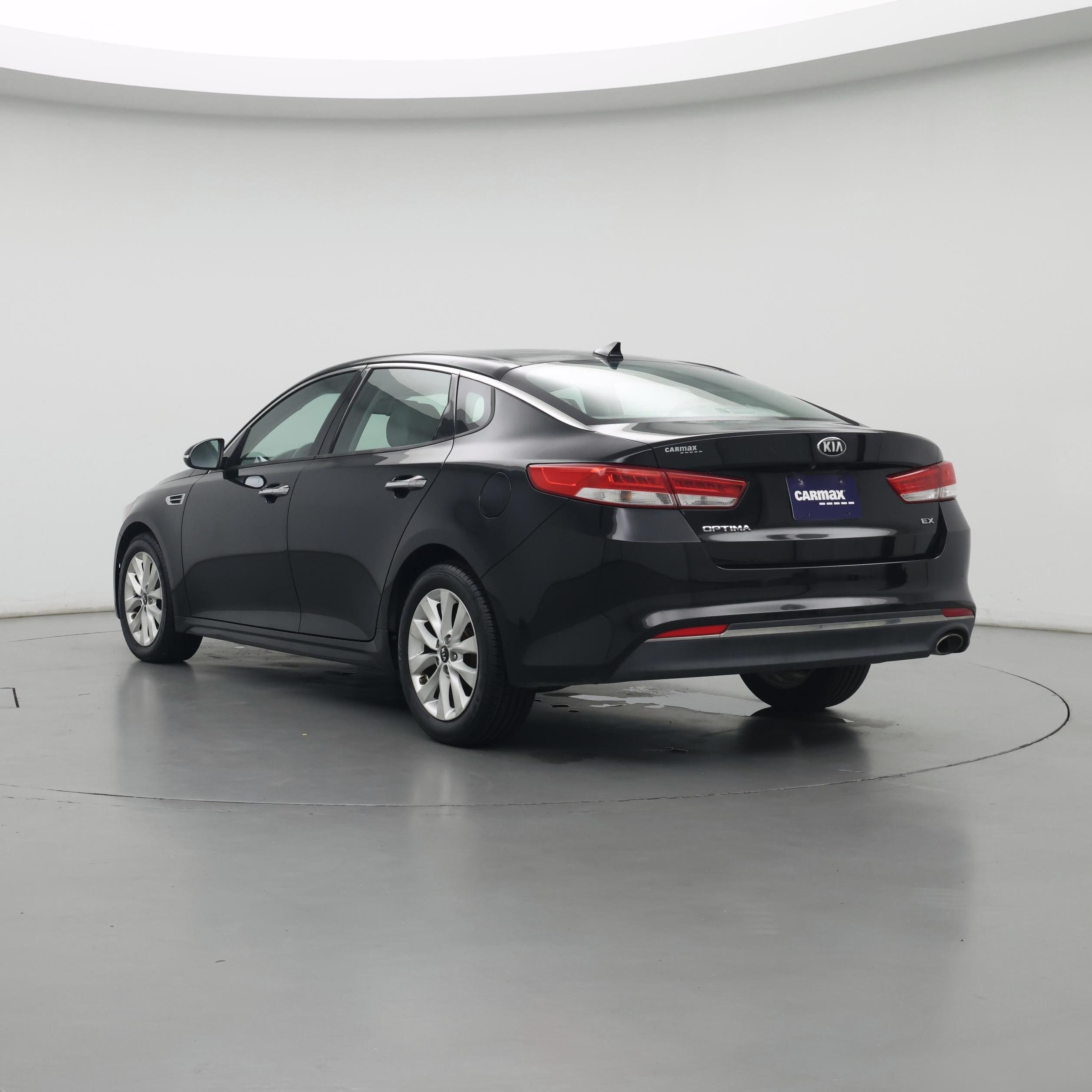 Thumbnail: 2016 Kia Optima - 2