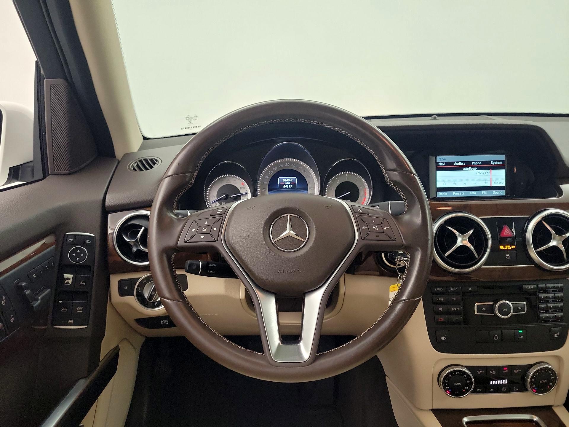 Thumbnail: 2015 Mercedes-Benz GLK - 10