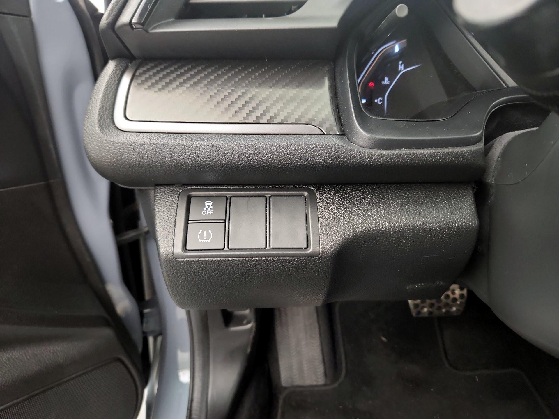 Thumbnail: 2018 Honda Civic - 11