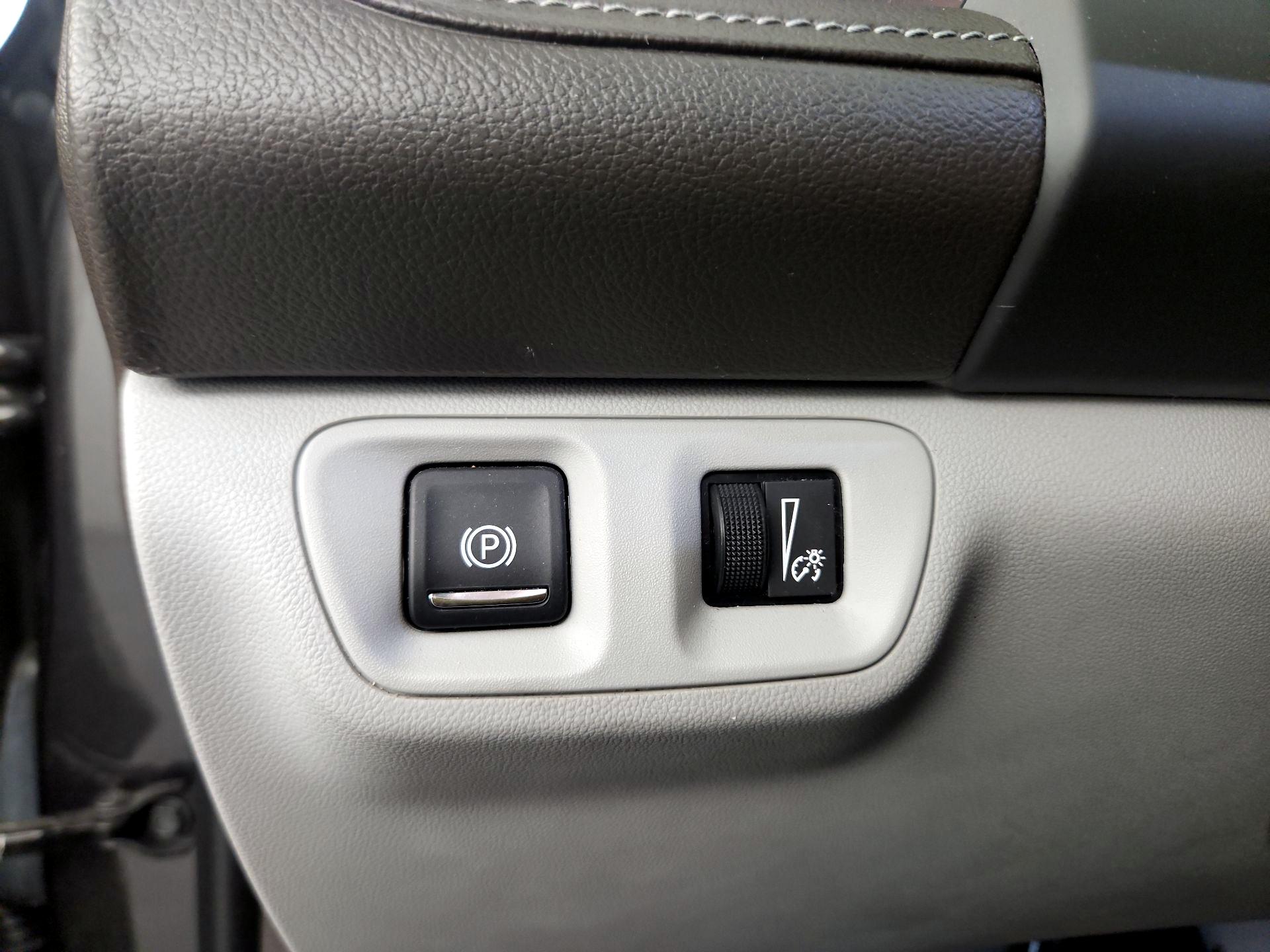 Thumbnail: 2018 GMC Acadia - 13