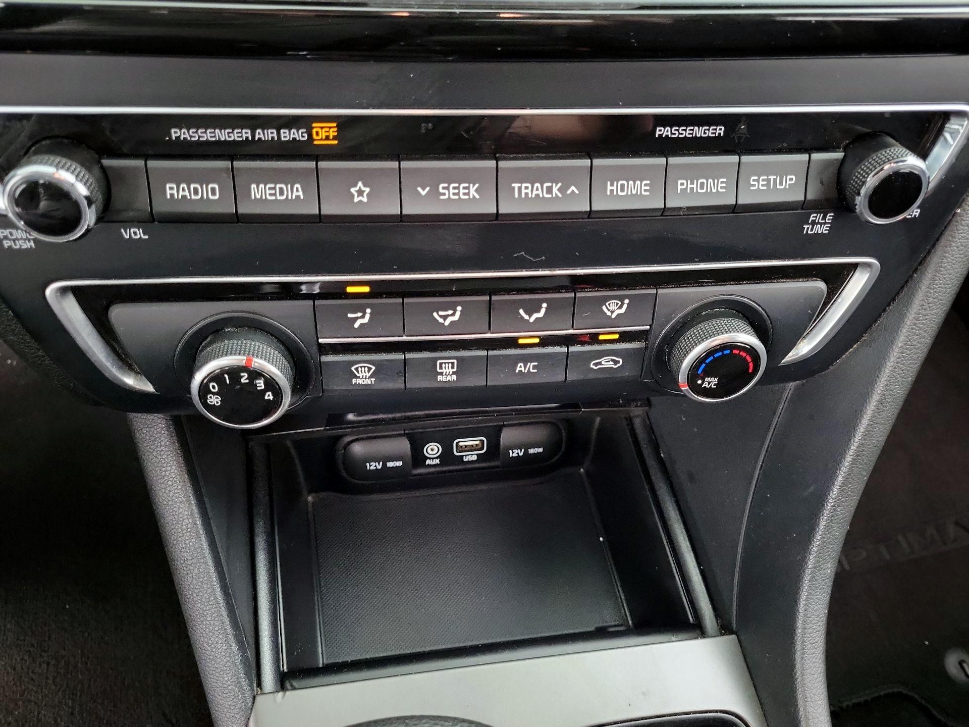 Thumbnail: 2019 Kia Optima - 16