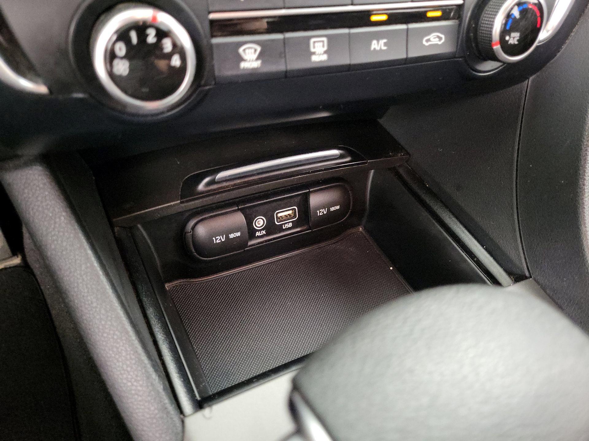 Thumbnail: 2019 Kia Optima - 18