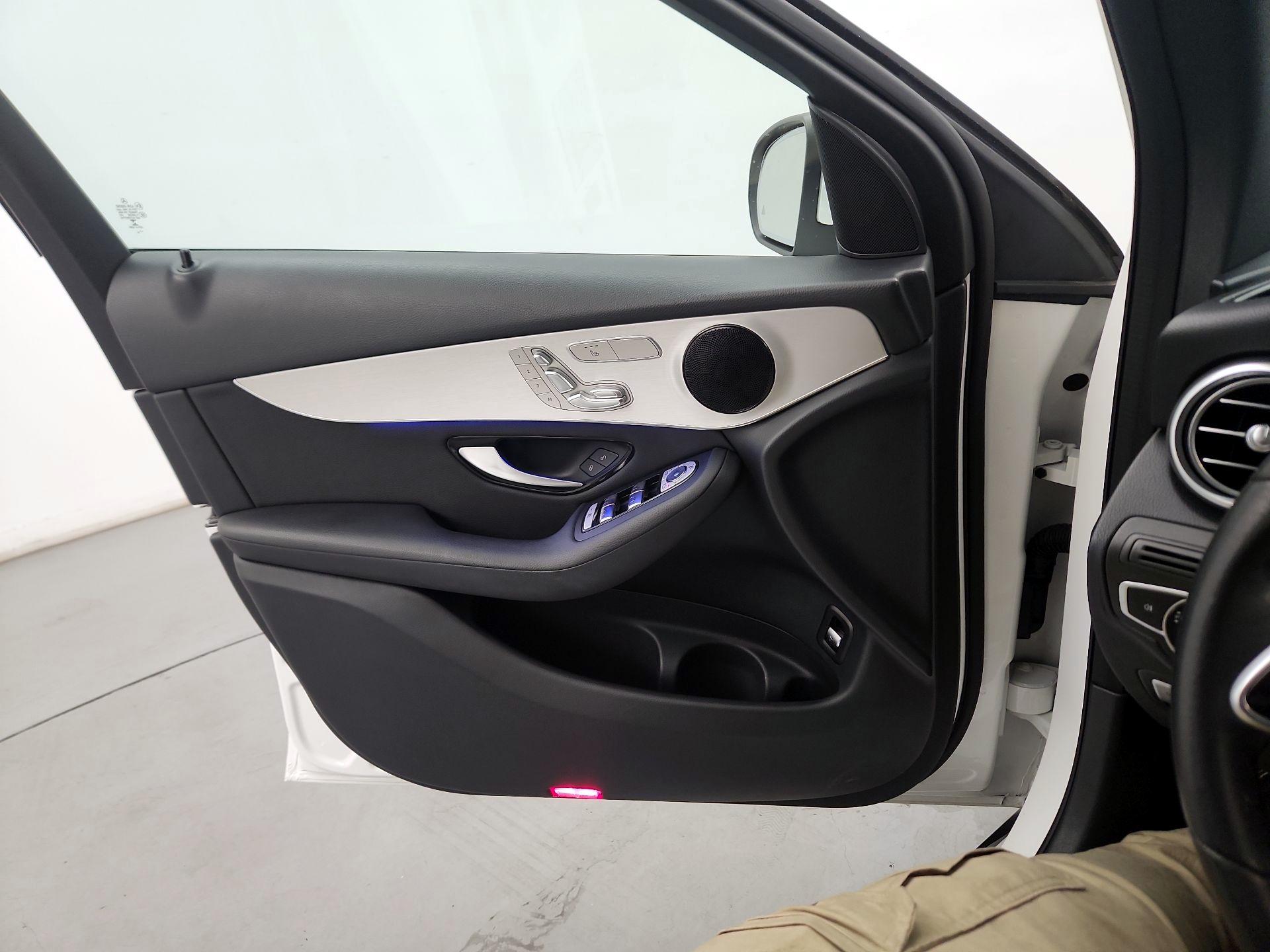 Thumbnail: 2020 Mercedes-Benz GLC - 12