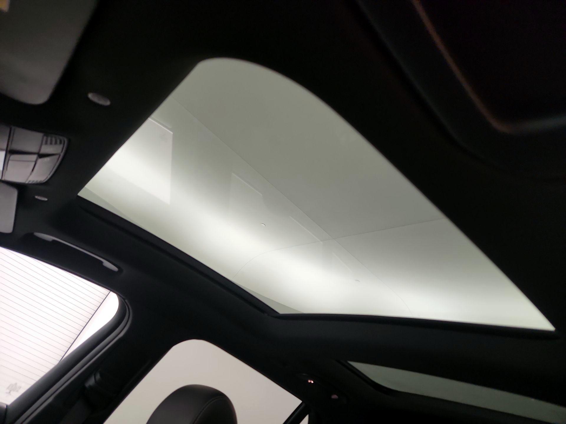 Thumbnail: 2020 Mercedes-Benz GLC - 19