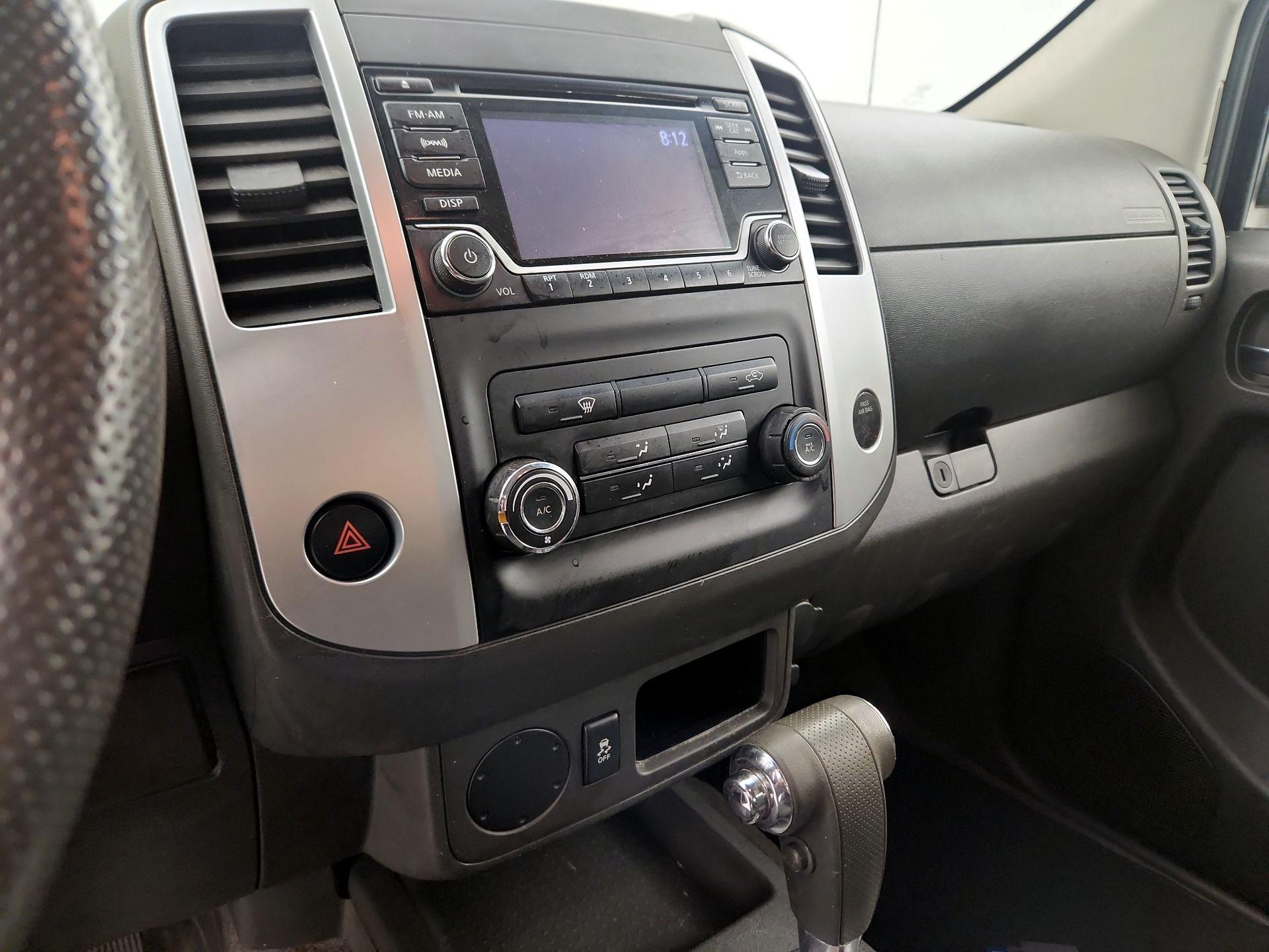 Thumbnail: 2015 Nissan Frontier - 15