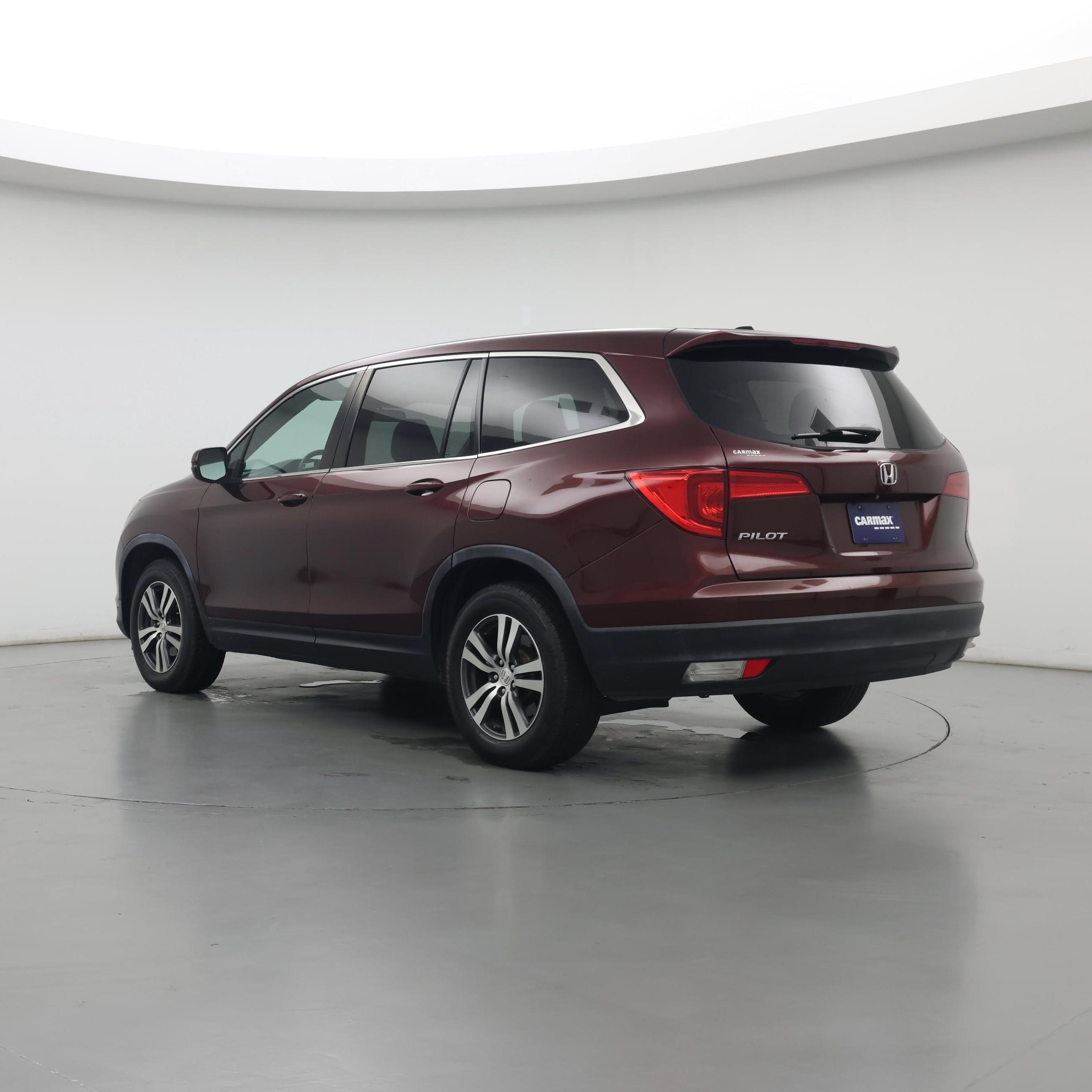Thumbnail: 2018 Honda Pilot - 2