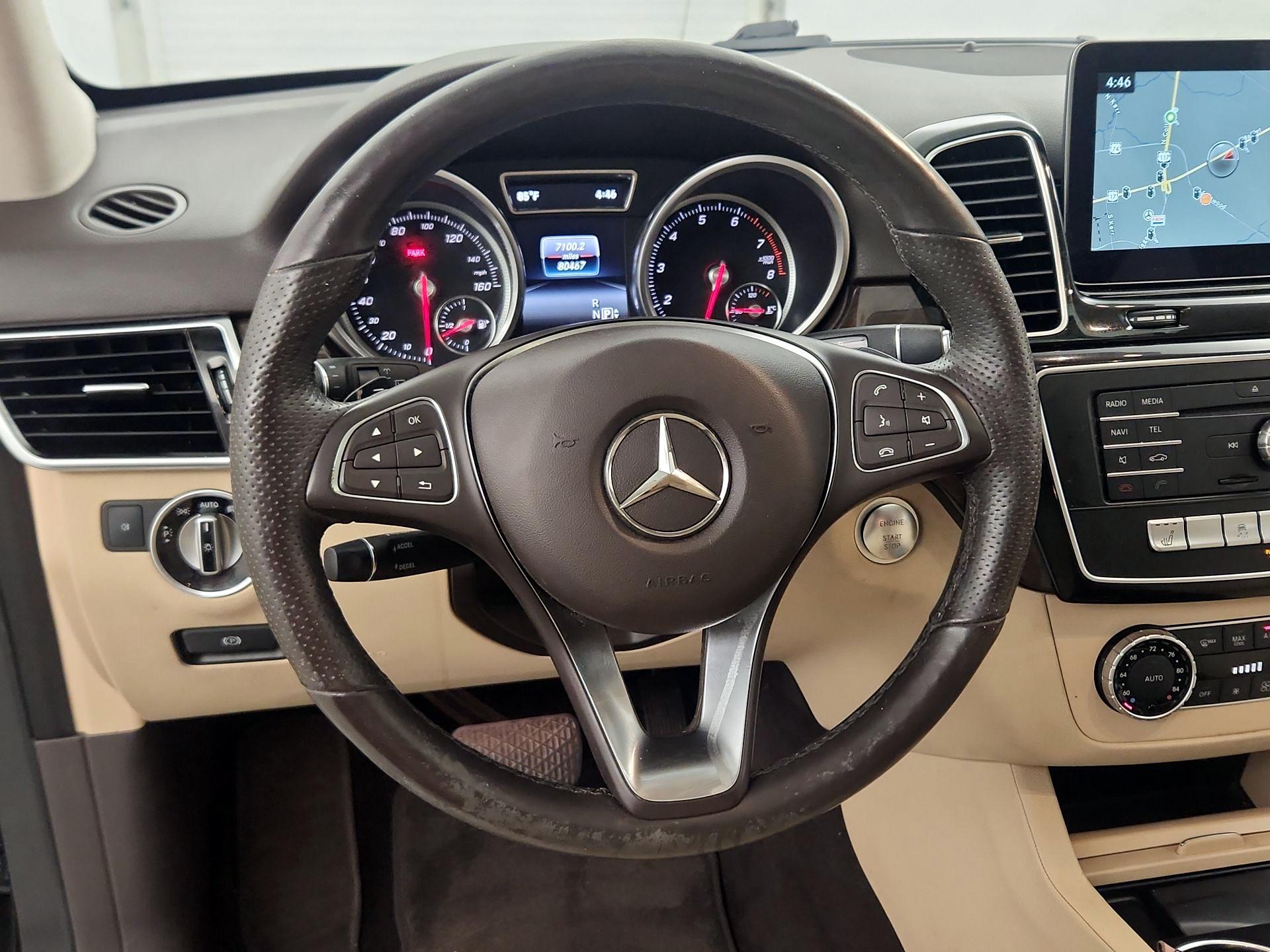 Thumbnail: 2016 Mercedes-Benz GLE - 10