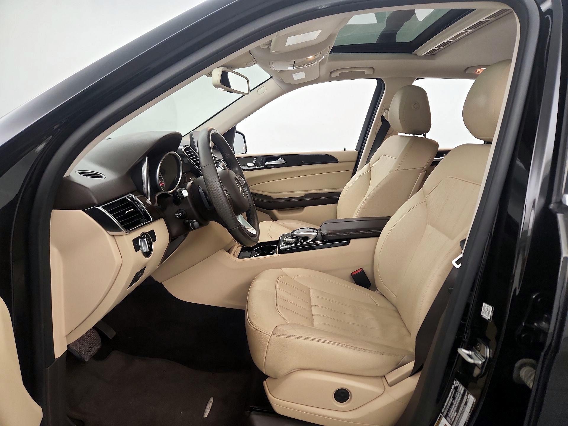 Thumbnail: 2016 Mercedes-Benz GLE - 11