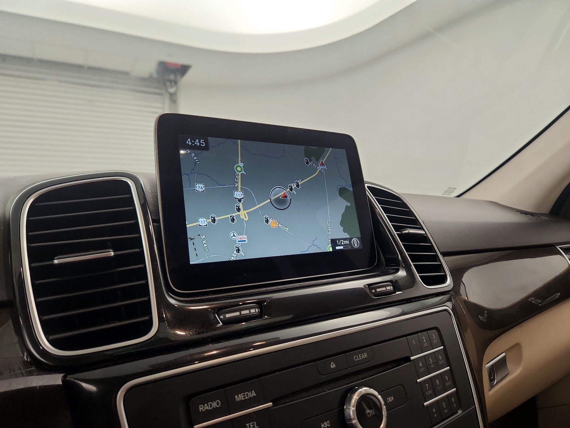 Thumbnail: 2016 Mercedes-Benz GLE - 14