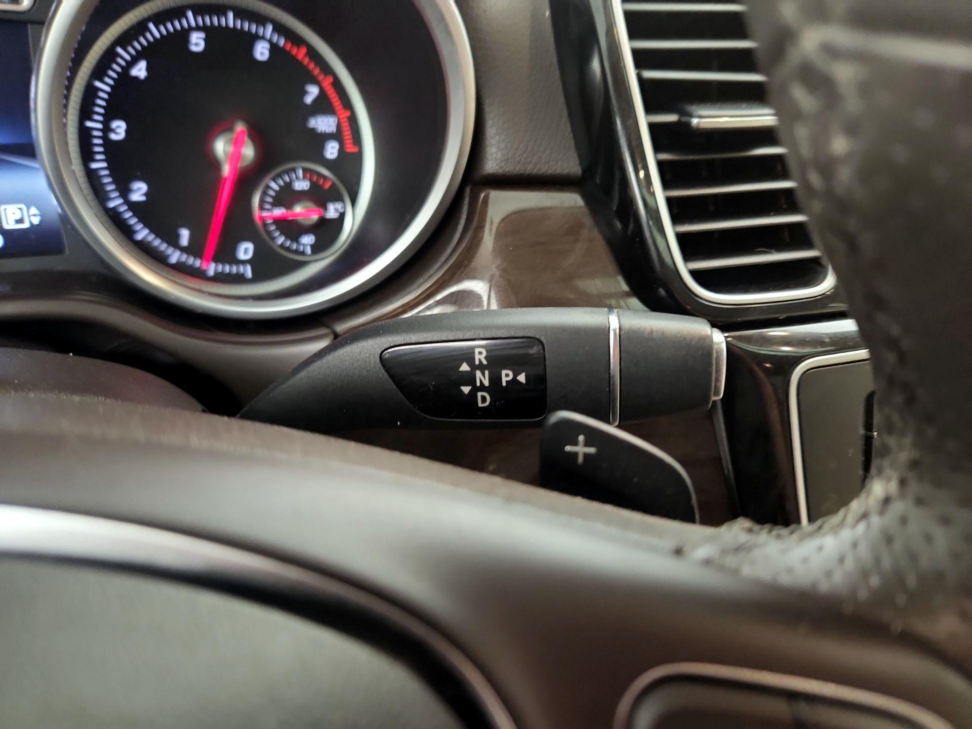 Thumbnail: 2016 Mercedes-Benz GLE - 18