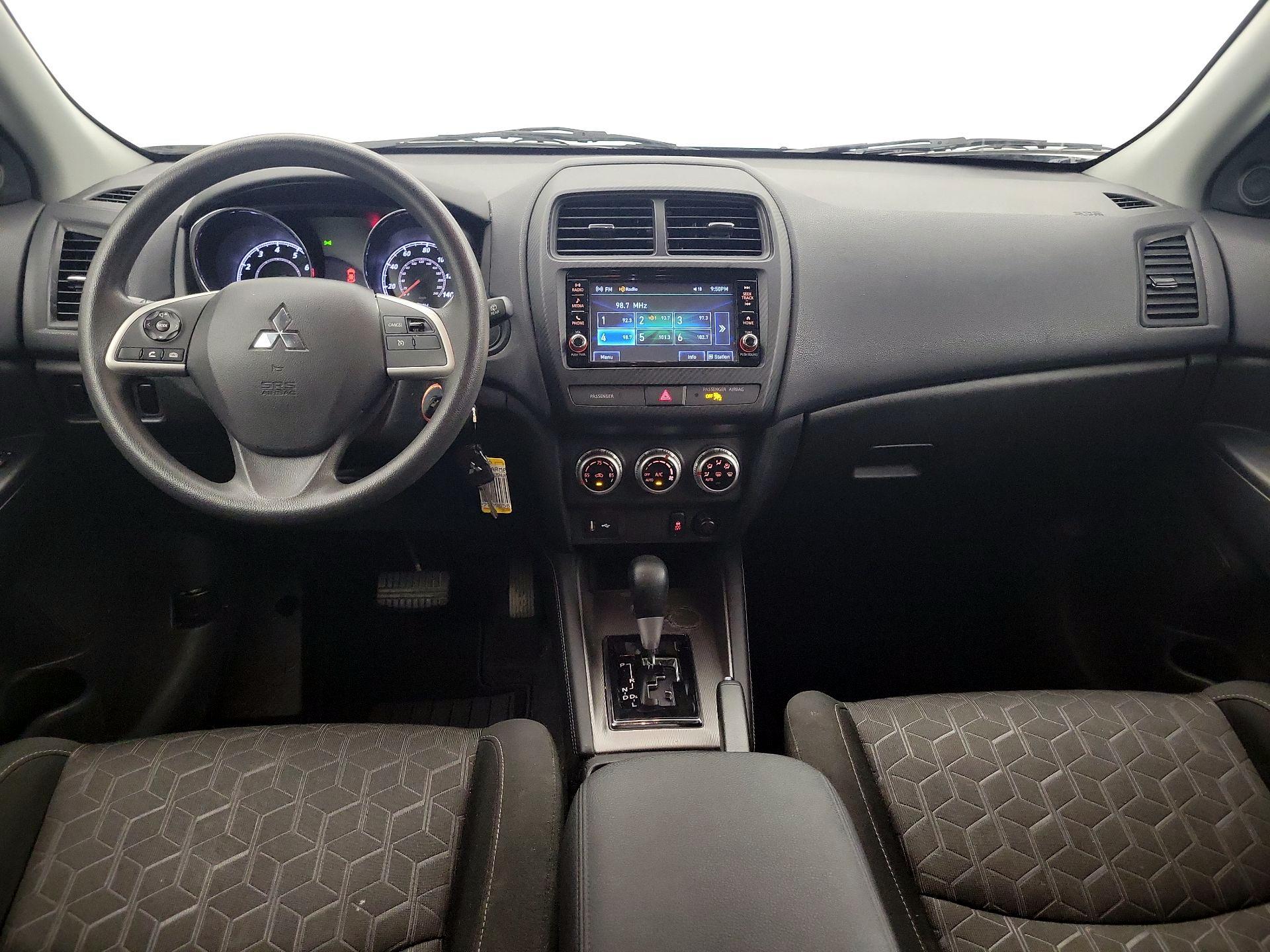 Thumbnail: 2022 Mitsubishi Outlander Sport - 9