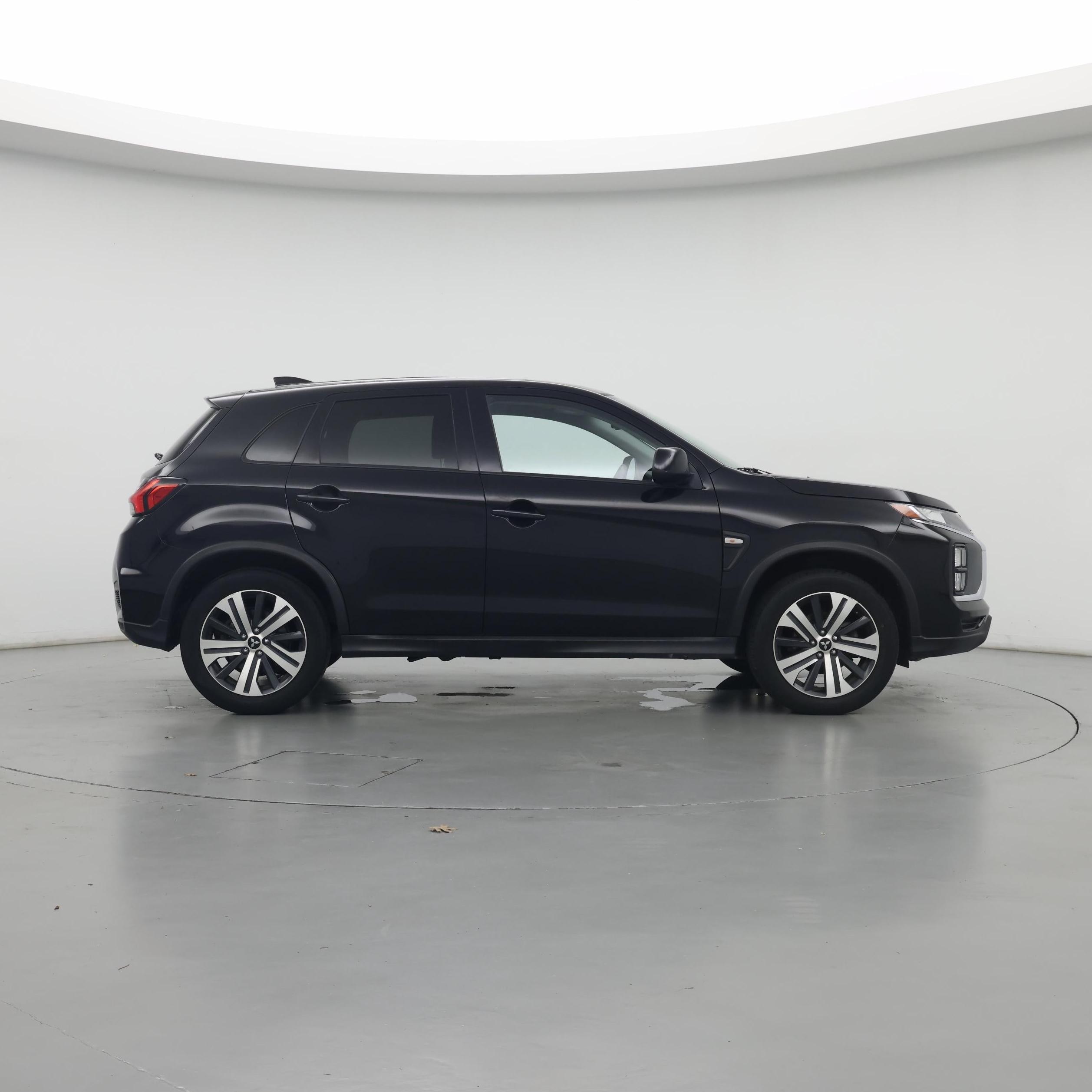 Thumbnail: 2022 Mitsubishi Outlander Sport - 7