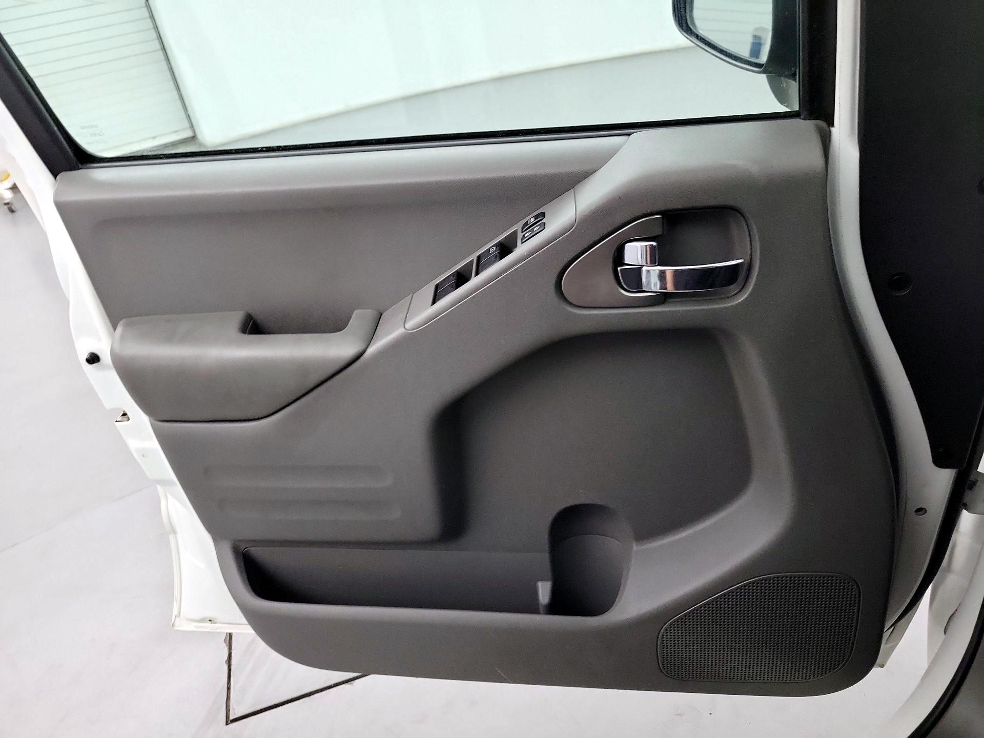 Thumbnail: 2018 Nissan Frontier - 12