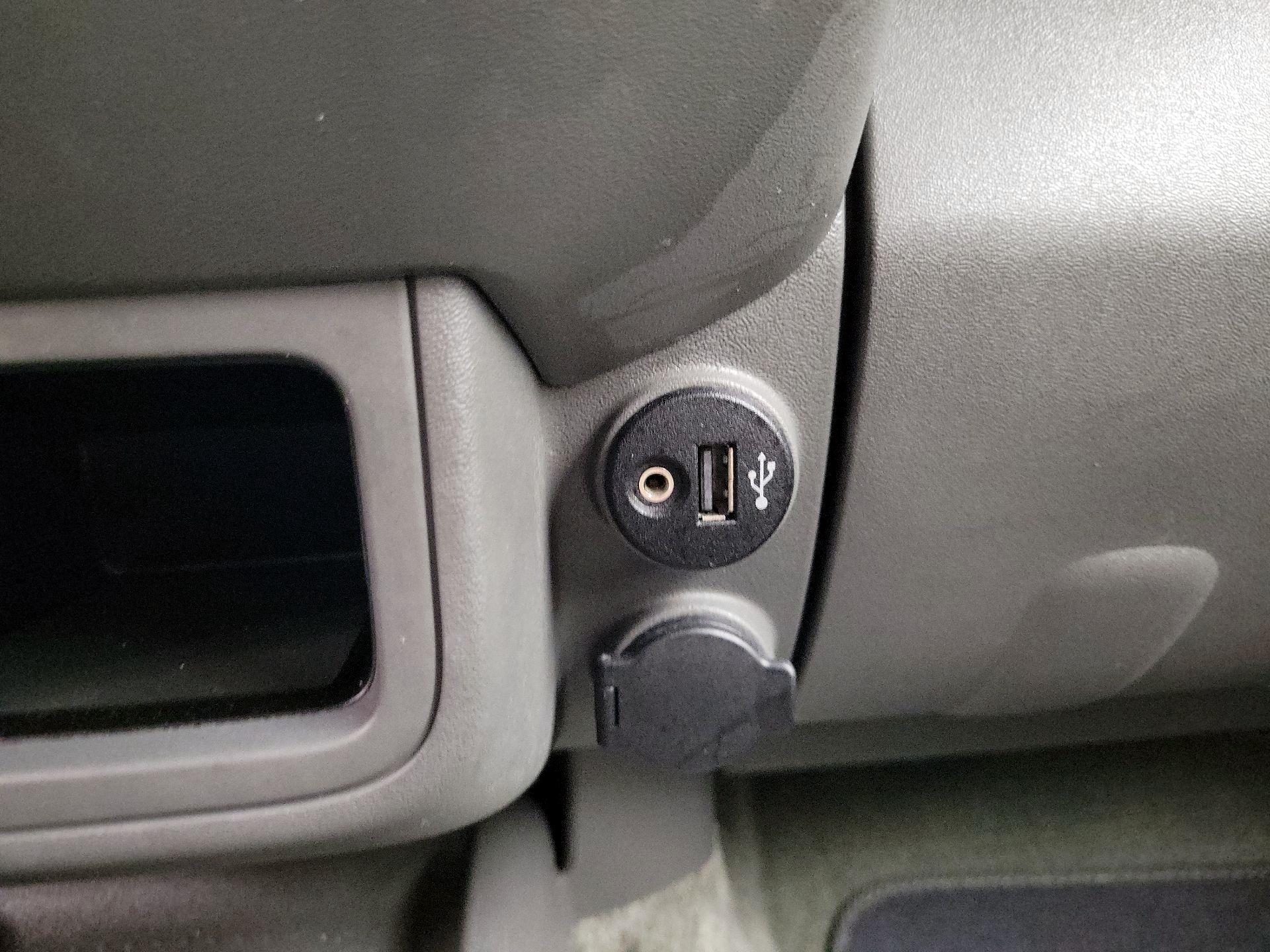 Thumbnail: 2018 Nissan Frontier - 18