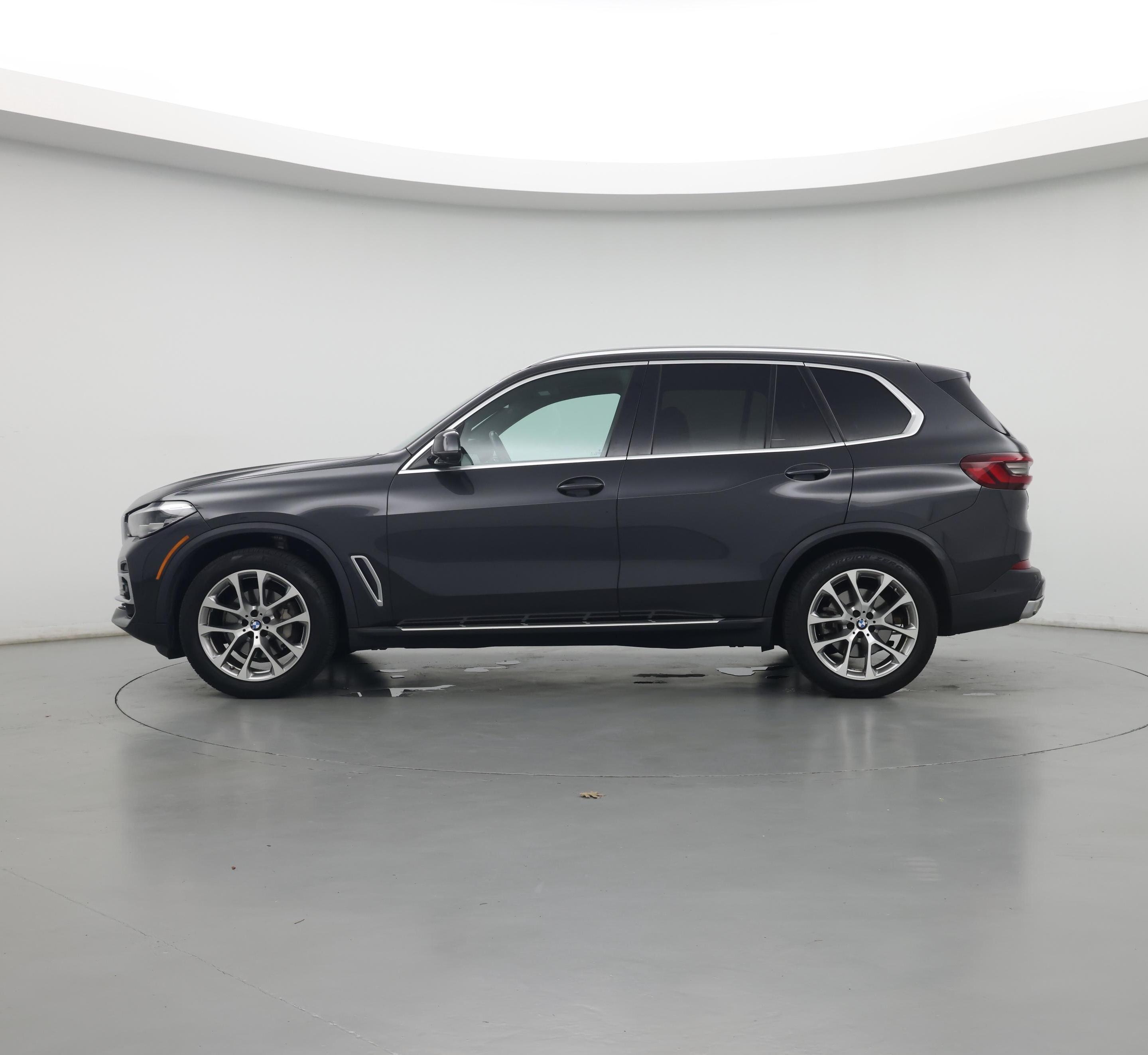 Thumbnail: 2023 BMW X5 - 3