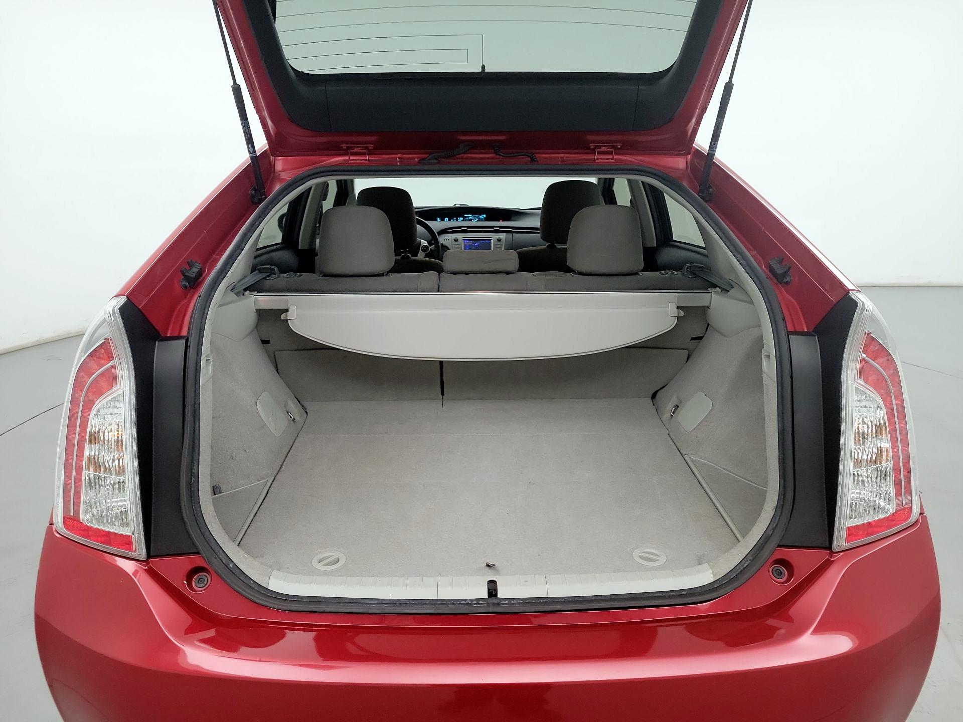 Thumbnail: 2015 Toyota Prius - 19