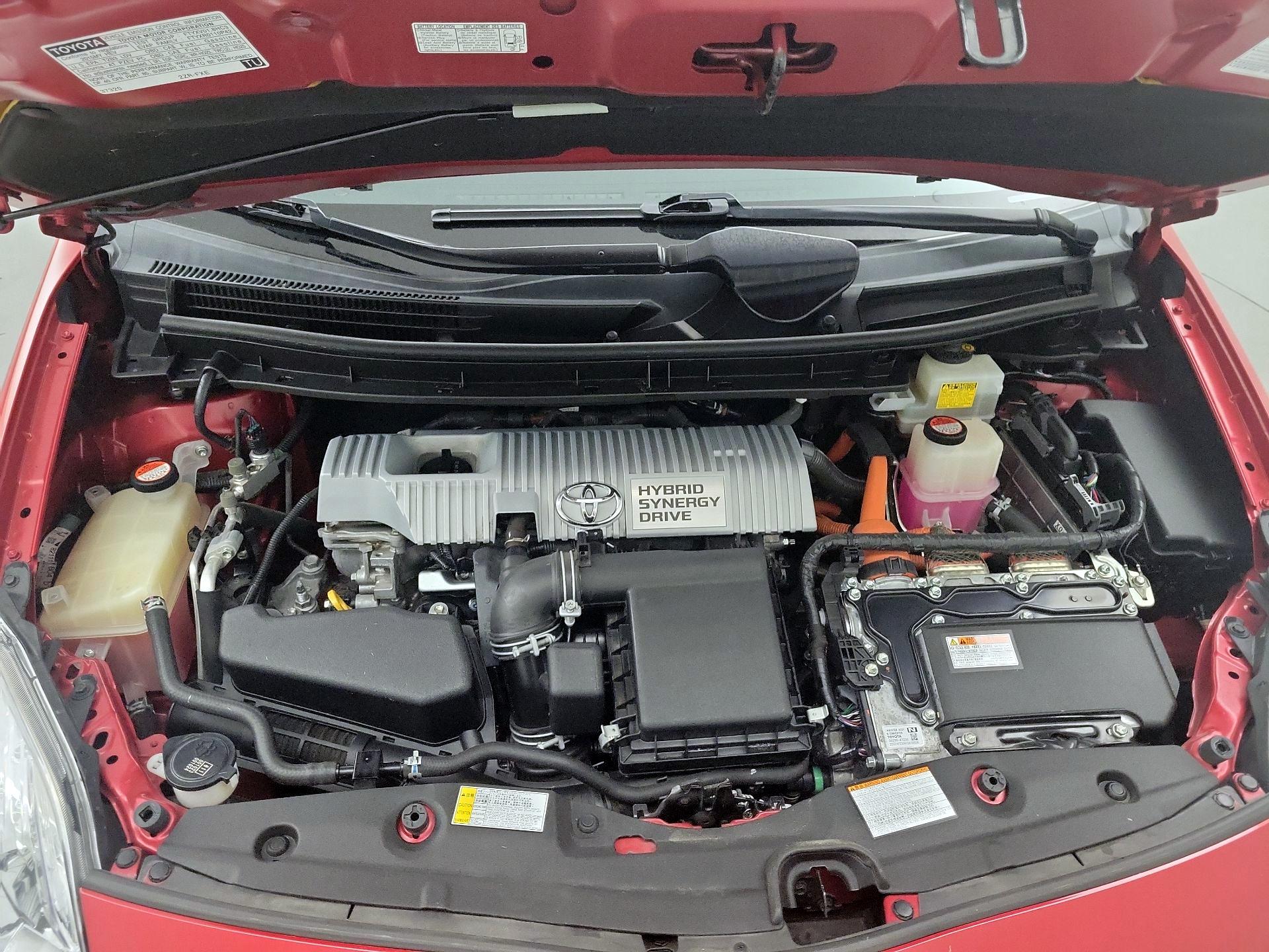 Thumbnail: 2015 Toyota Prius - 20