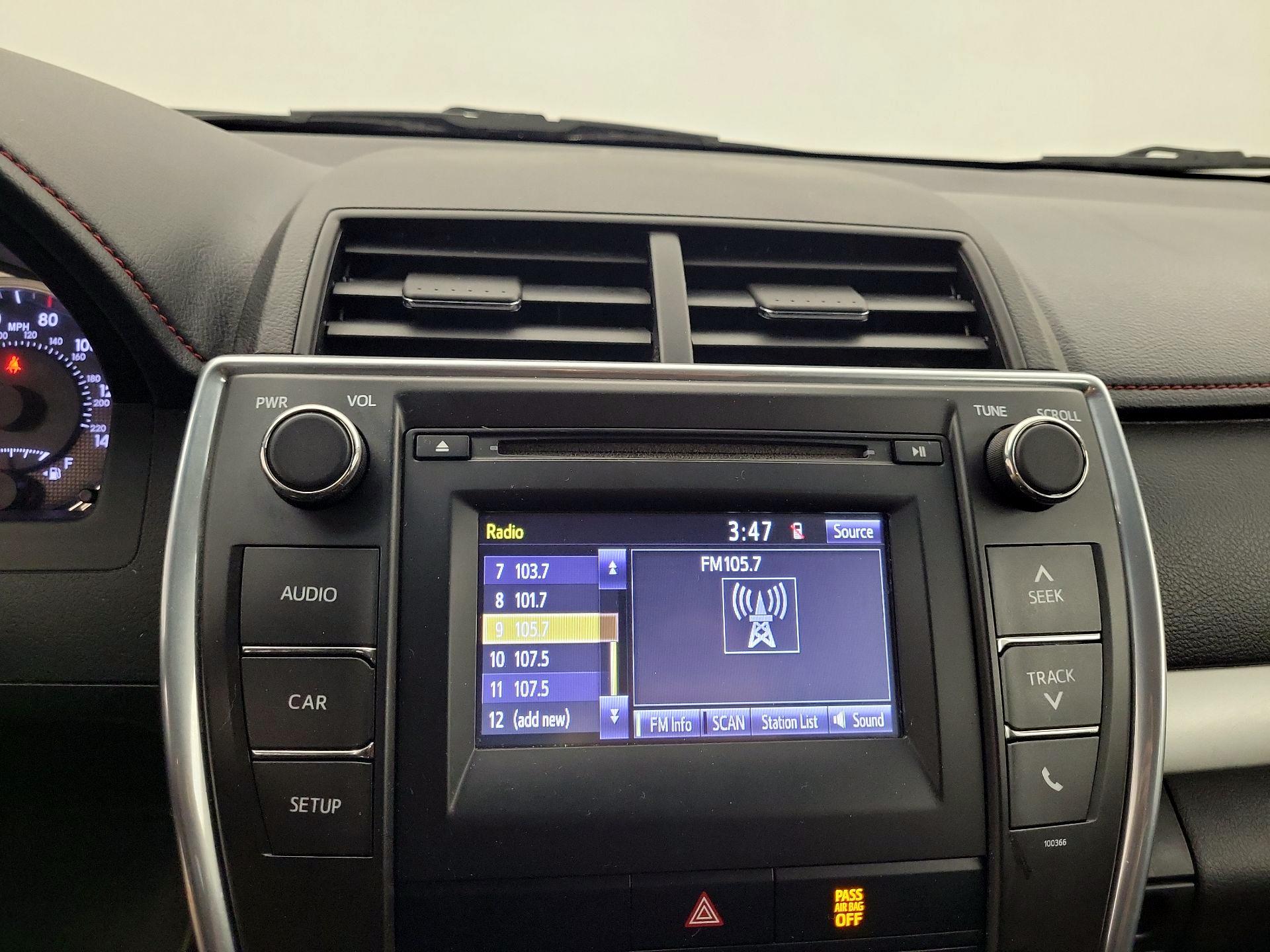 Thumbnail: 2015 Toyota Camry - 15