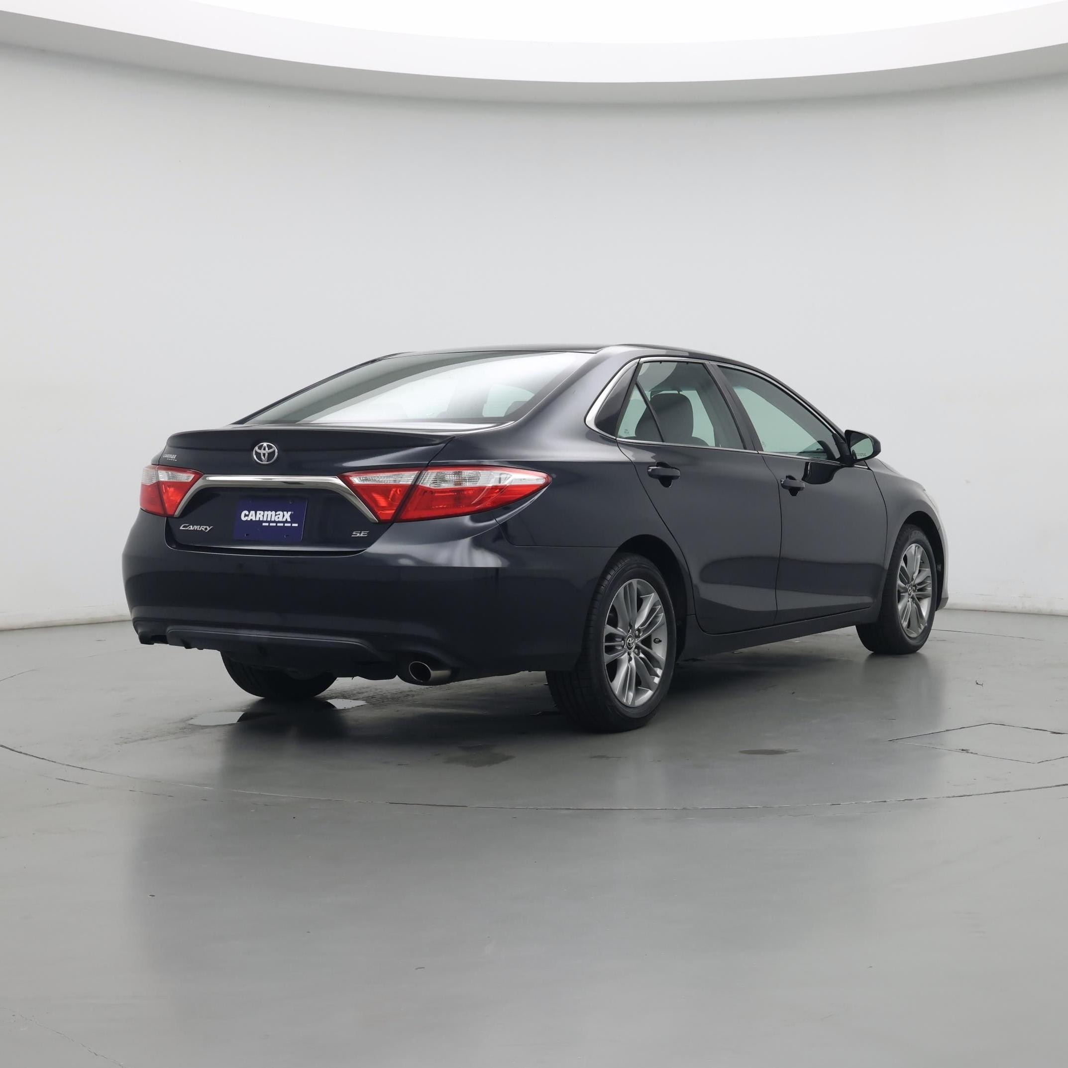 Thumbnail: 2015 Toyota Camry - 8