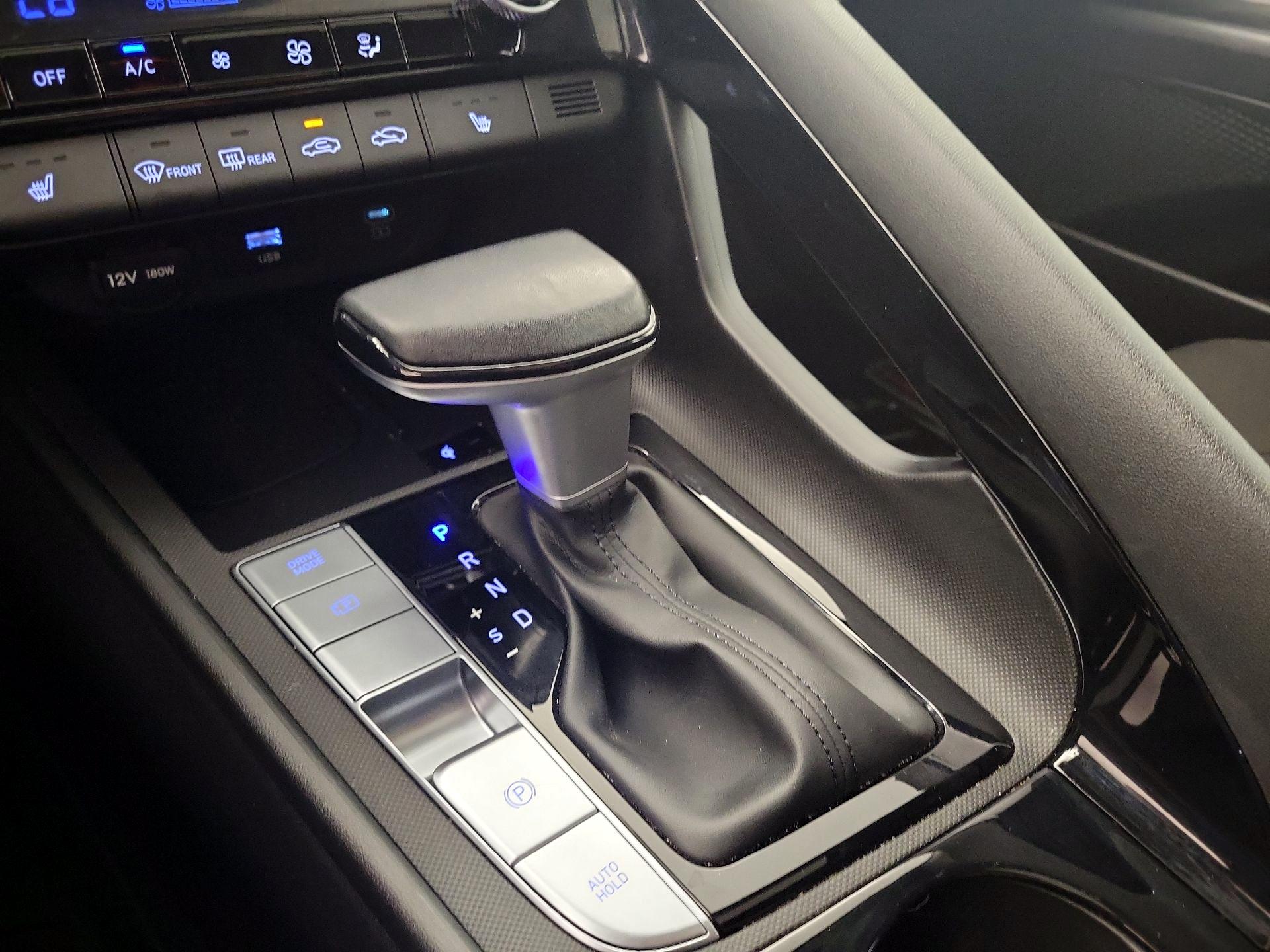 Thumbnail: 2024 Hyundai Elantra - 18