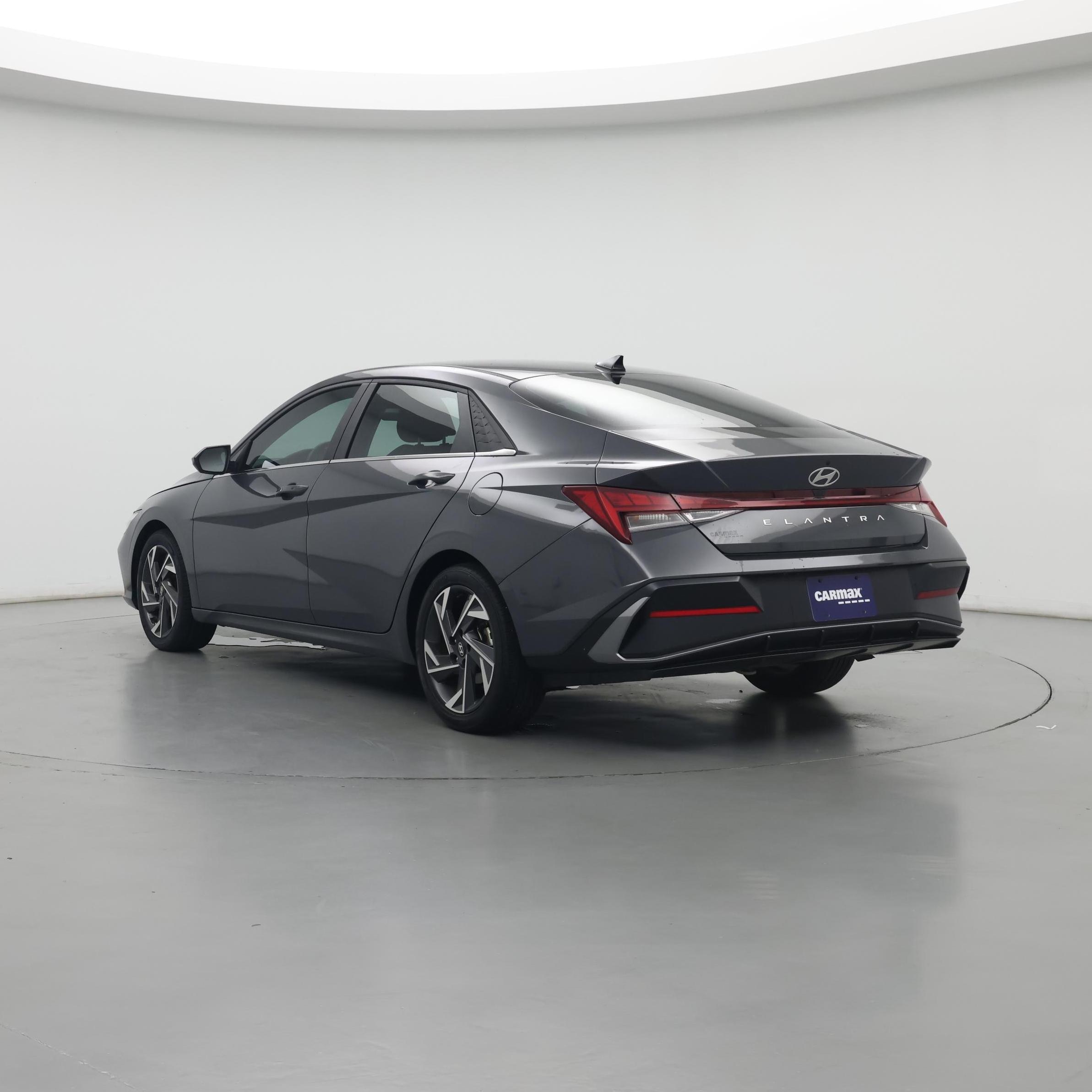 Thumbnail: 2024 Hyundai Elantra - 2