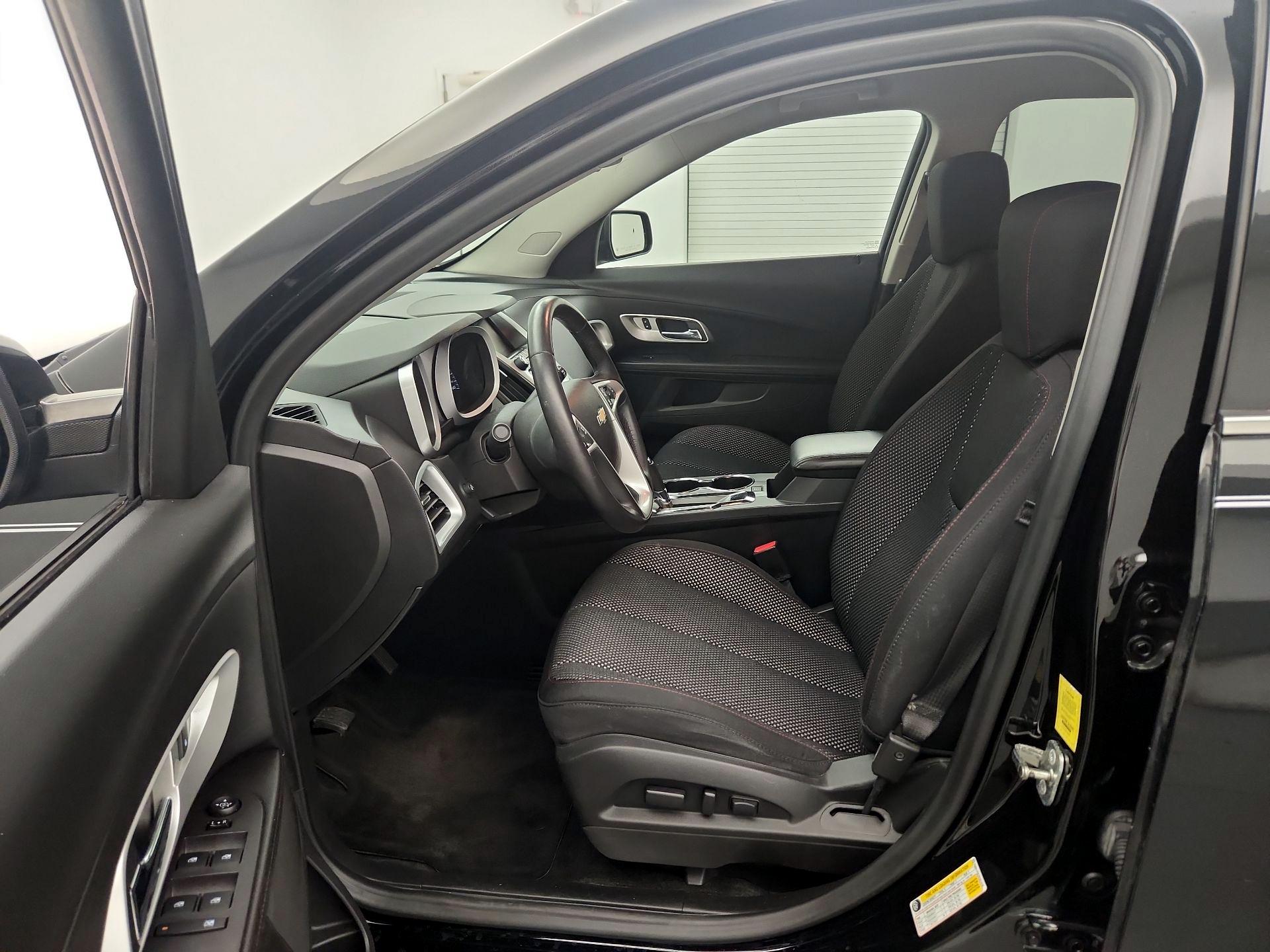 Thumbnail: 2017 Chevrolet Equinox - 11