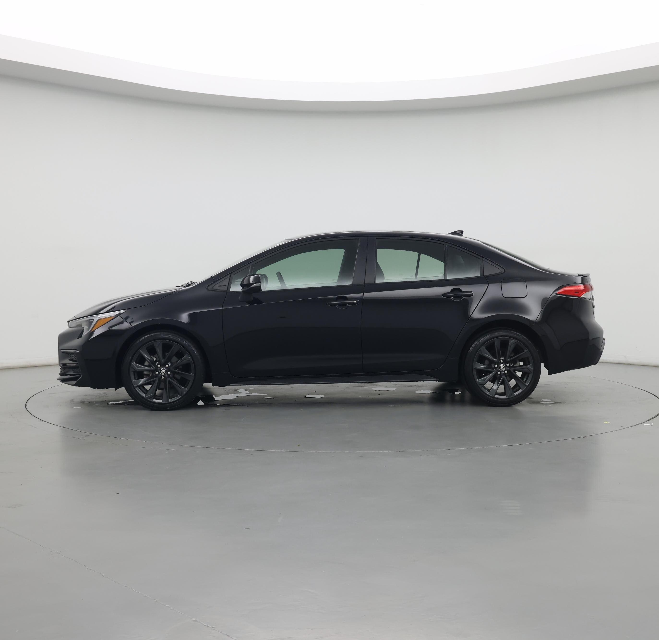 Thumbnail: 2024 Toyota Corolla - 3