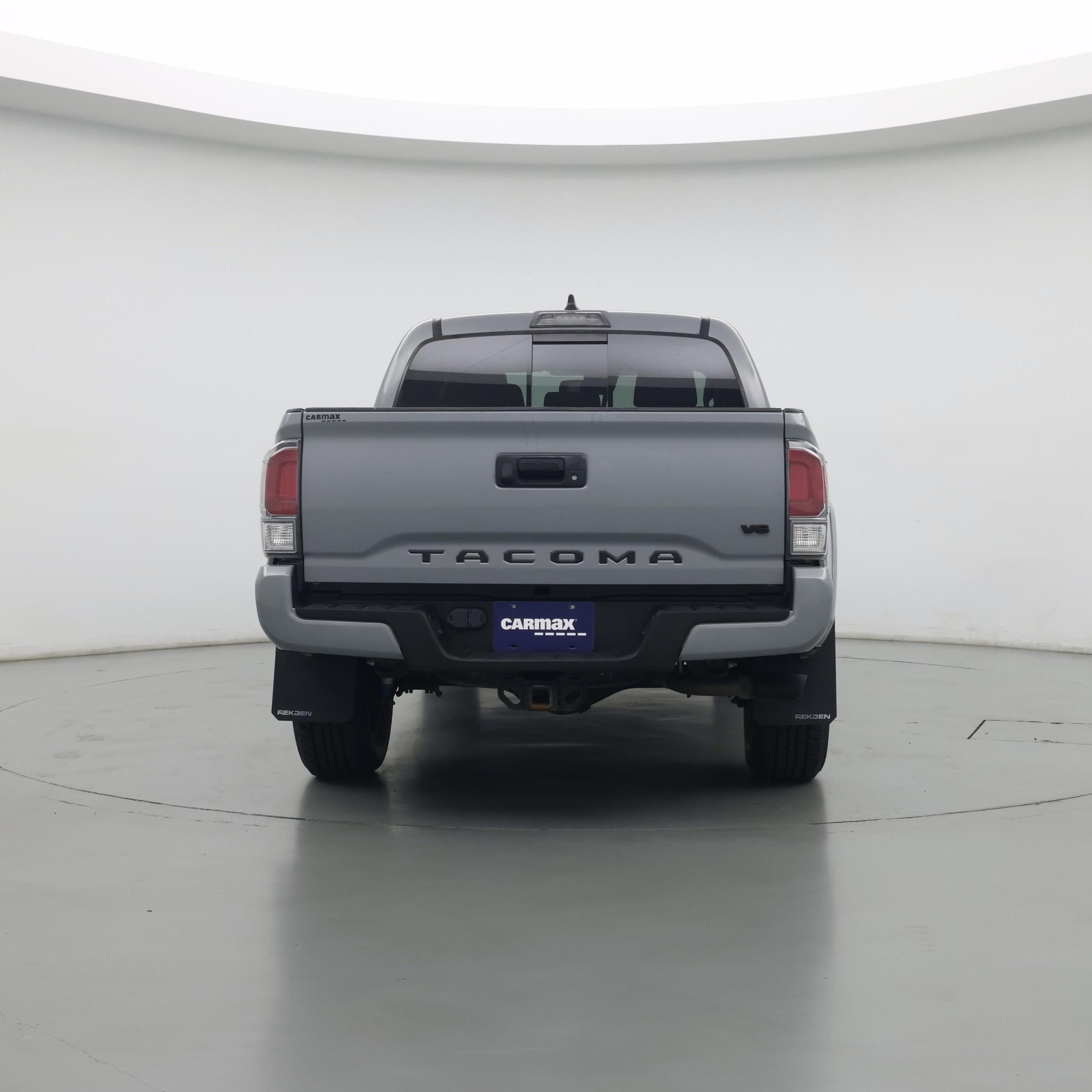 Thumbnail: 2021 Toyota Tacoma - 6