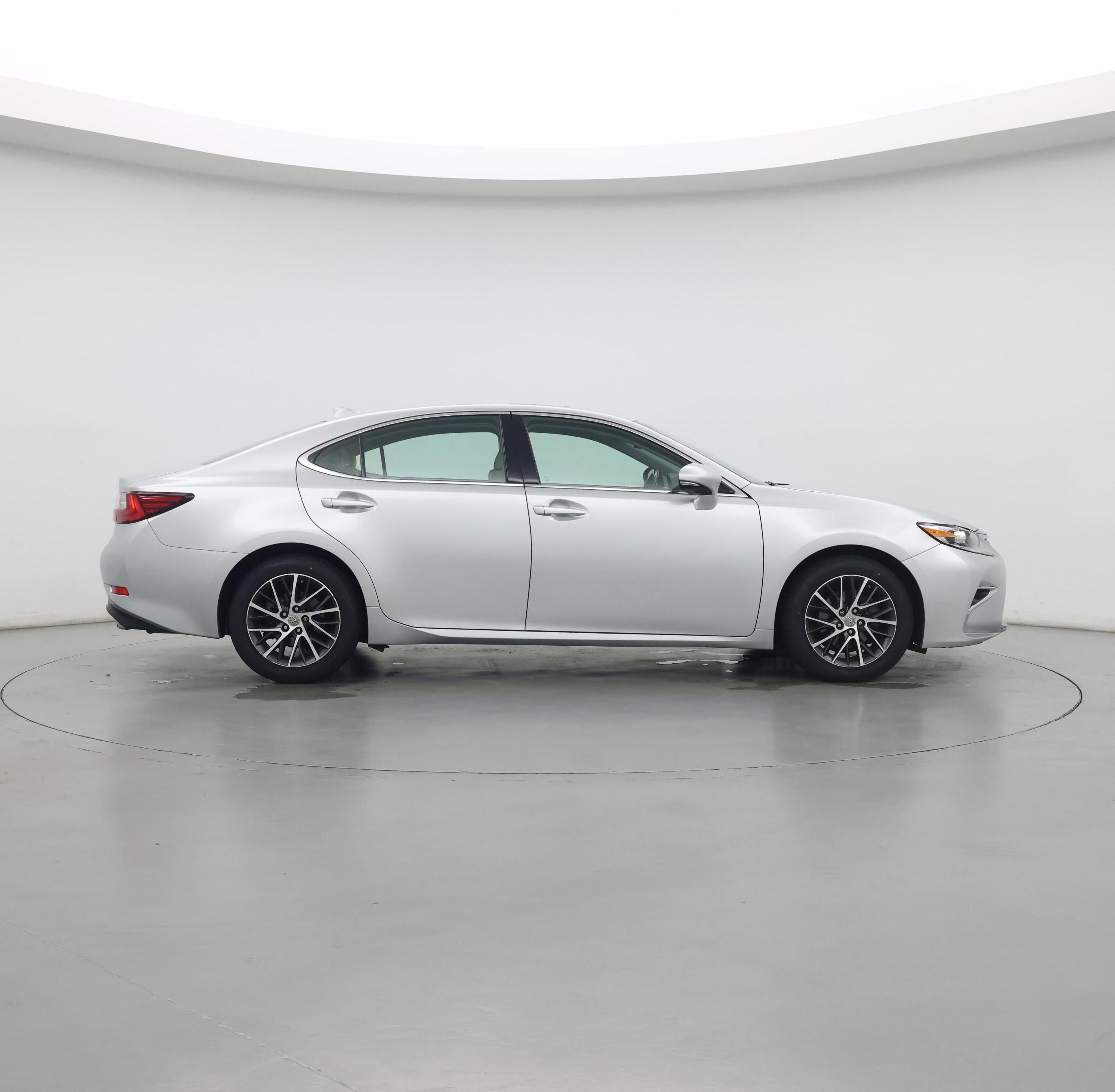Thumbnail: 2018 Lexus ES - 7