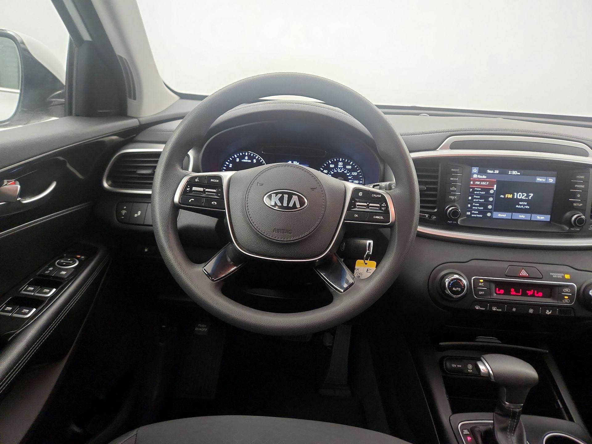 Thumbnail: 2019 Kia Sorento - 10